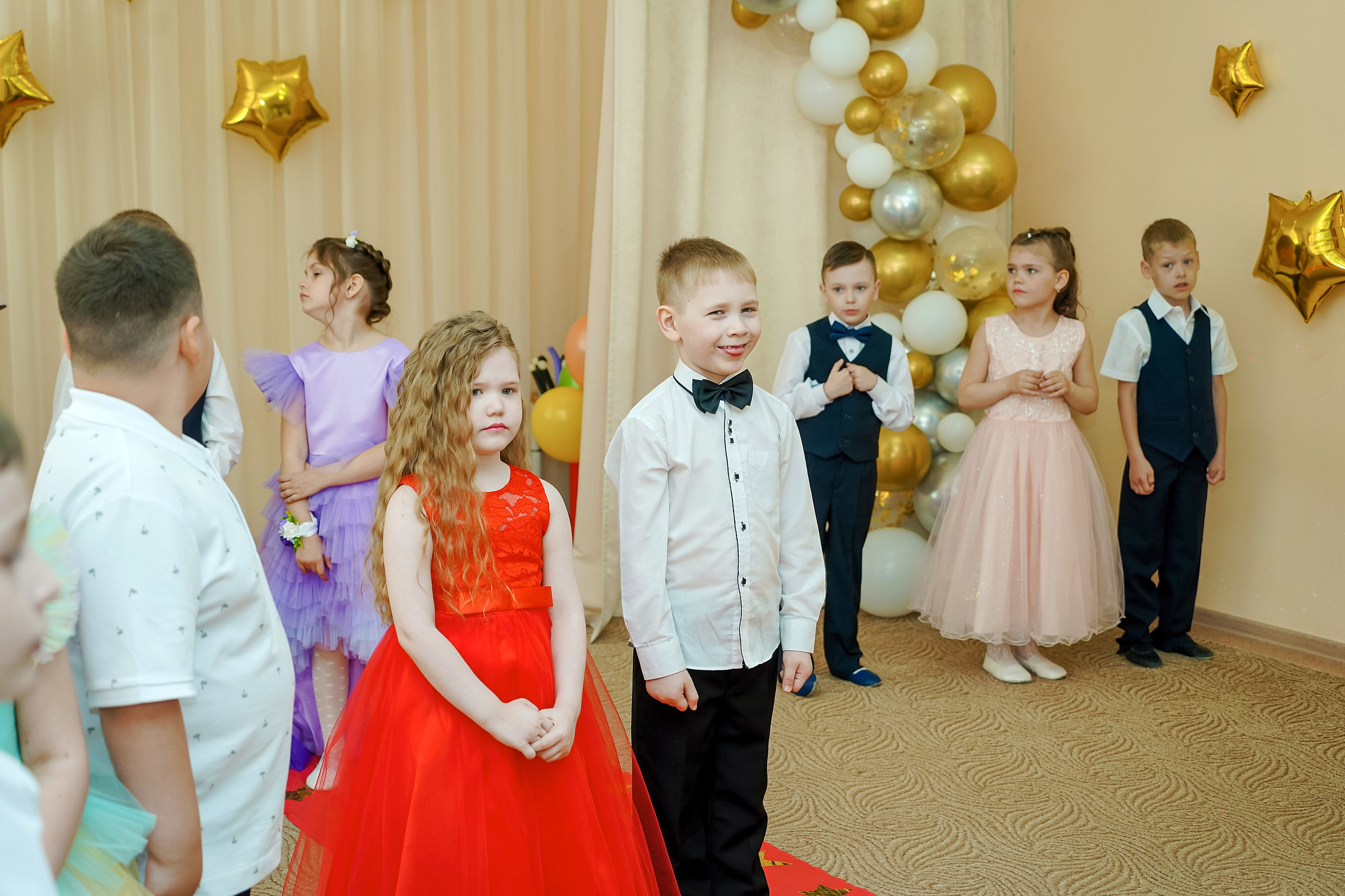 Фотосъемка видеосъёмка фотограф видеооператор новогодних утренников  в. Фотограф, видеооператор Нина Коршунова