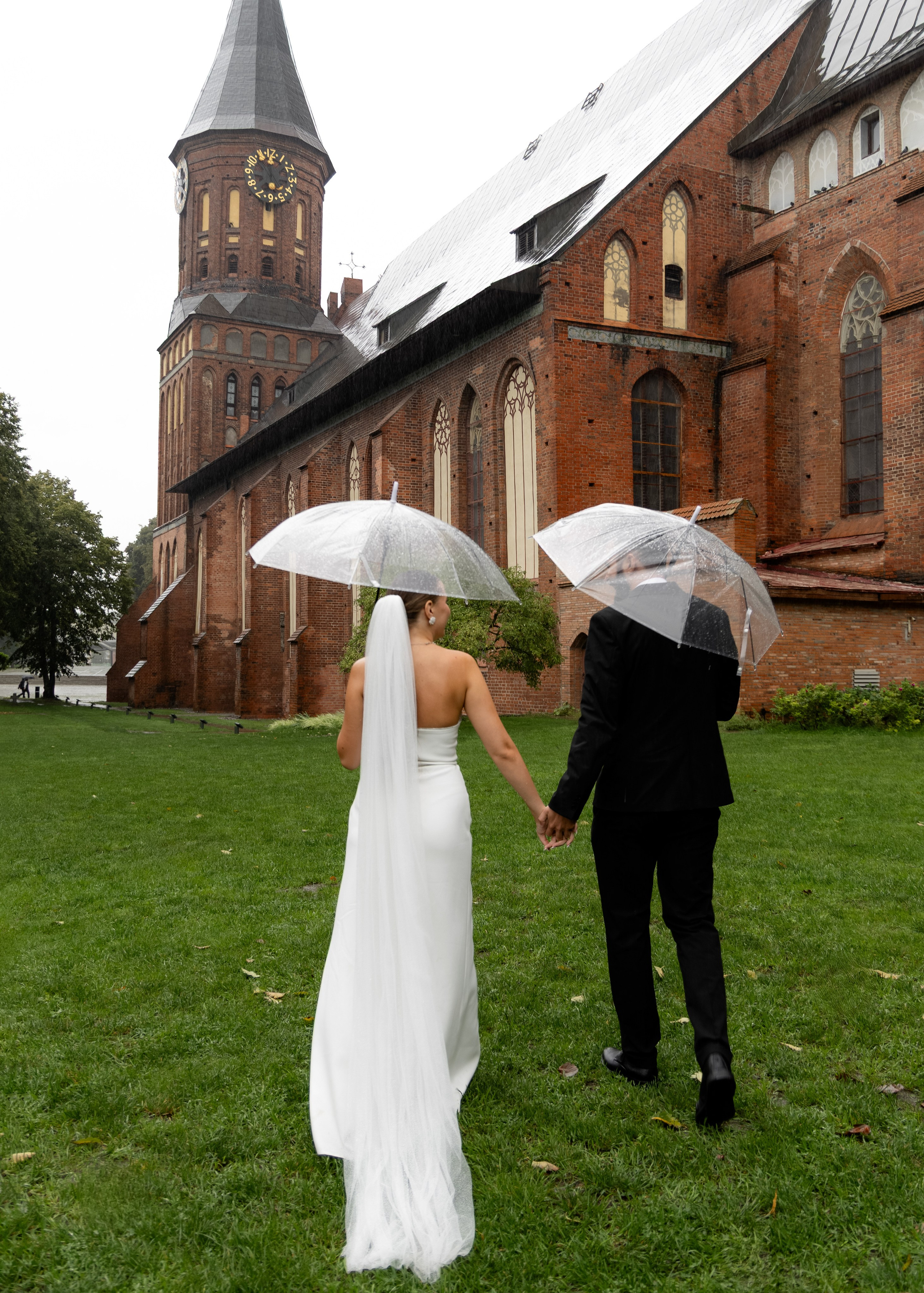 Свадьба Татьяна & Алексей | под дождем на острове Канта. Фотограф в Калининграде Сокирко Светлана
