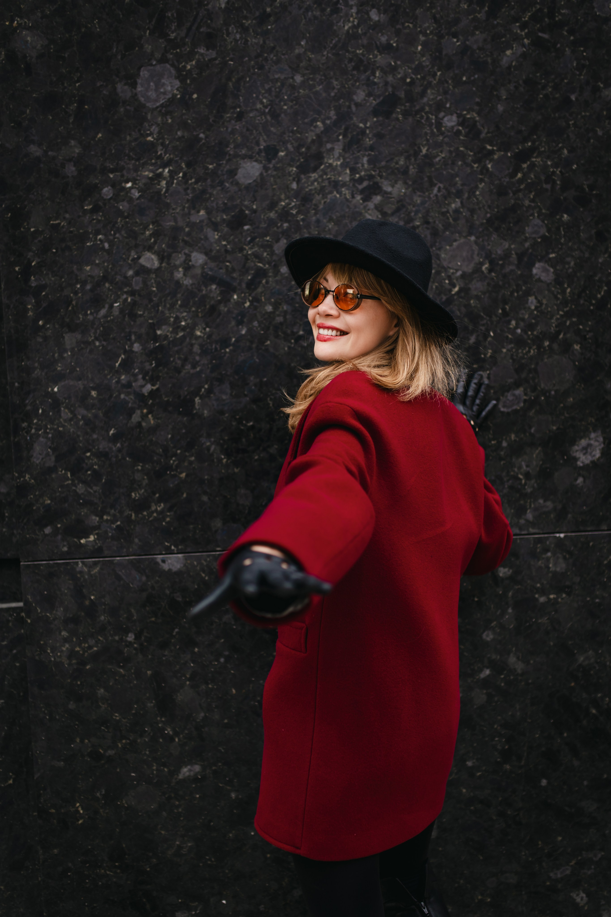 Девушка в красном. Olga.filippova.photo