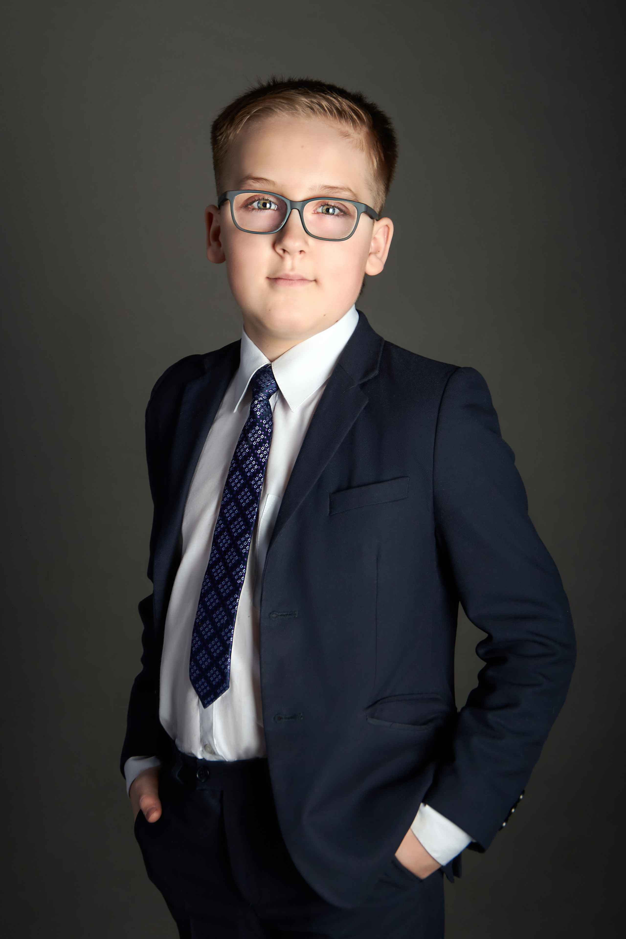 Портретная съемка в альбом. Лицей, 4-й класс. Ольга Чёкотова (Фотограф Кострома)