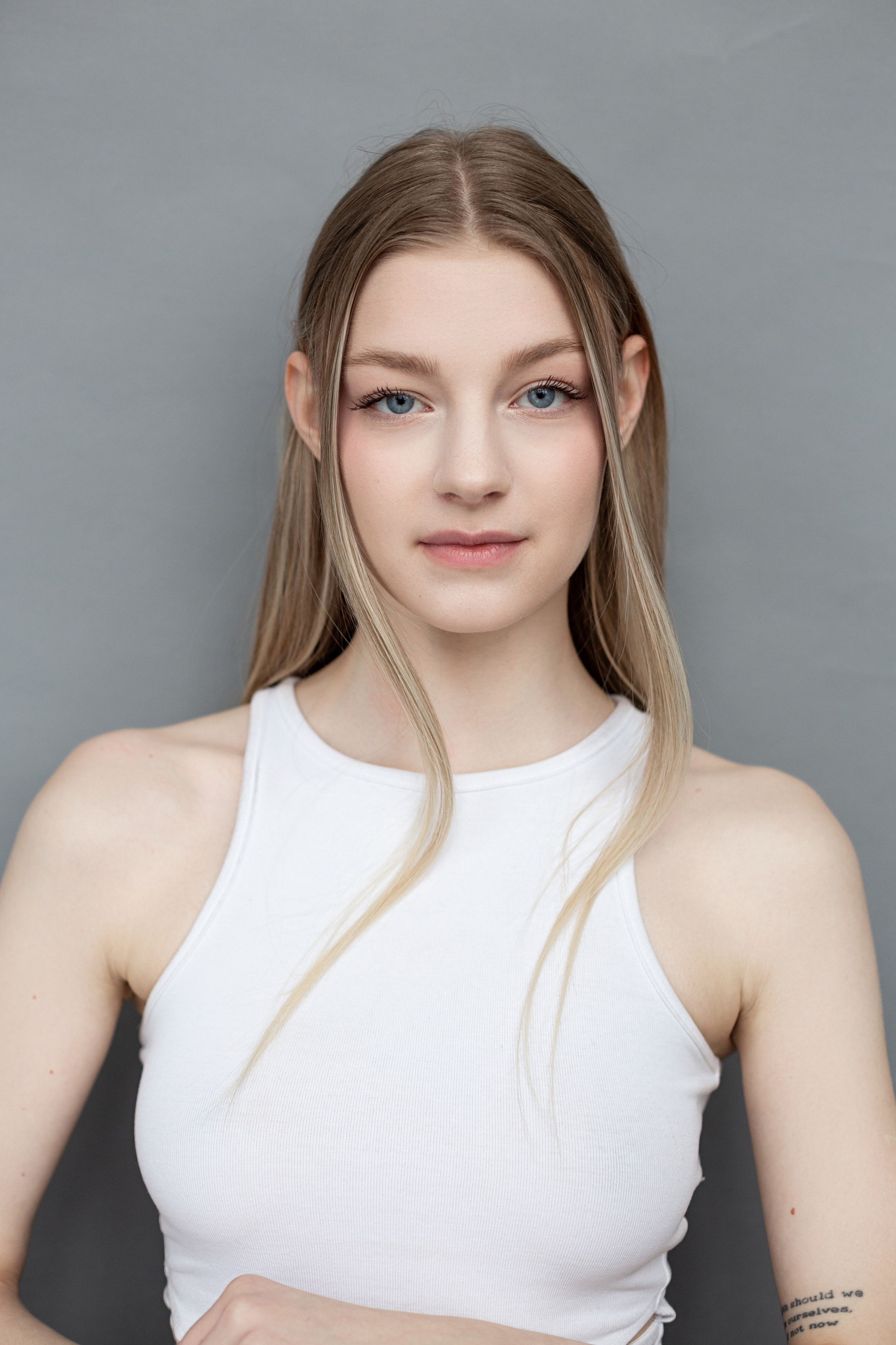 Sonya F. Modeling agency TM MODELS