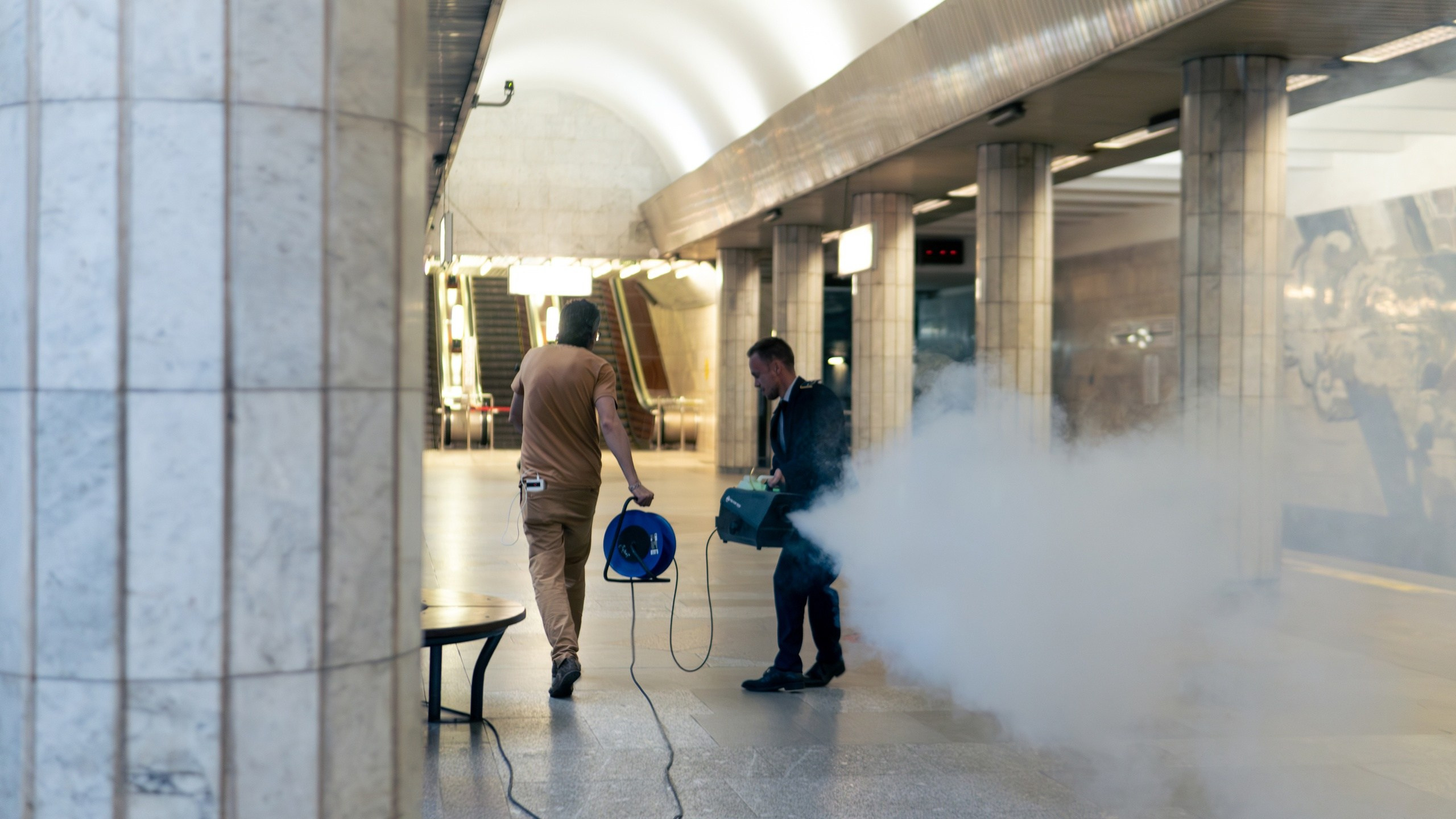 Фотосессия в метро, съемки клипа в Новосибирске