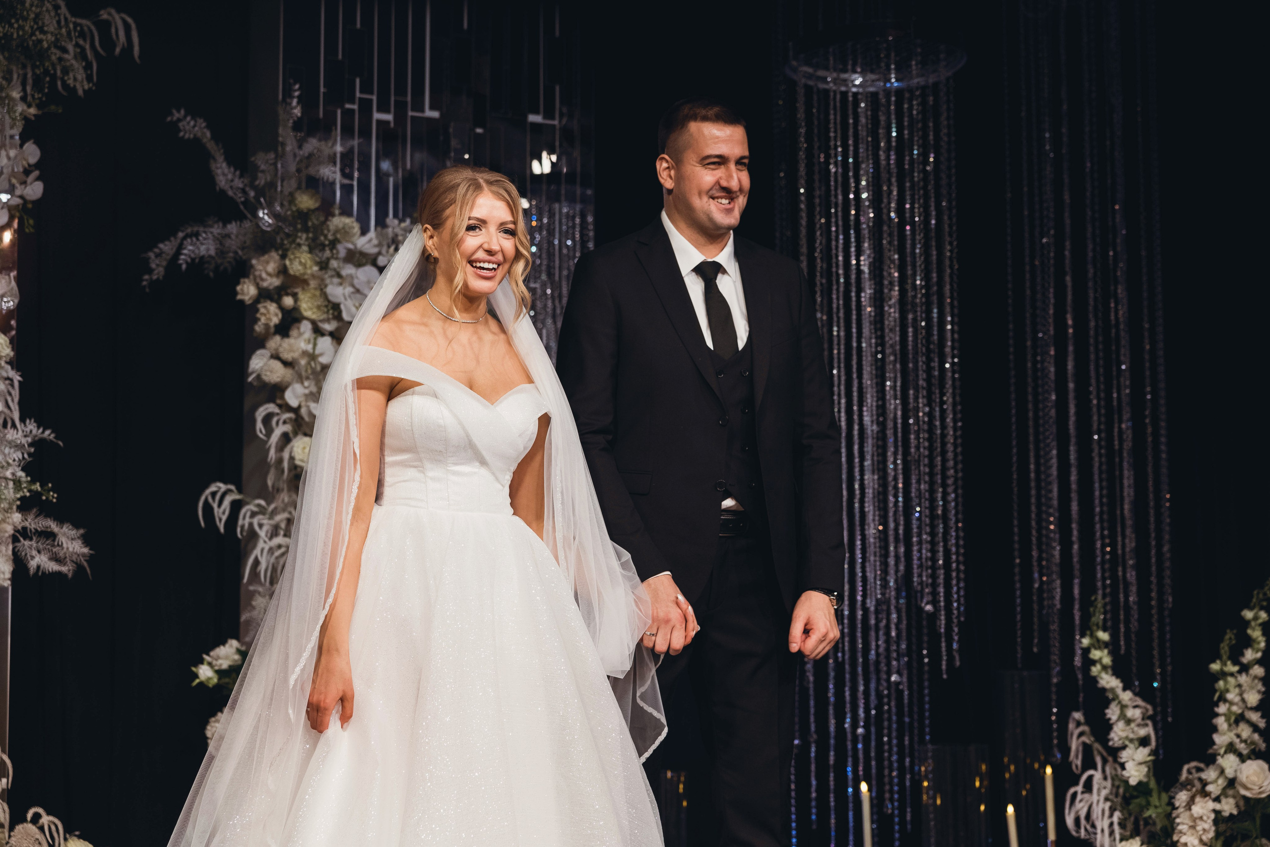 Ян и Екатерина (Дали Хол). Свадебный и семейный фотограф в городе Сургуте Стерликова Светлана