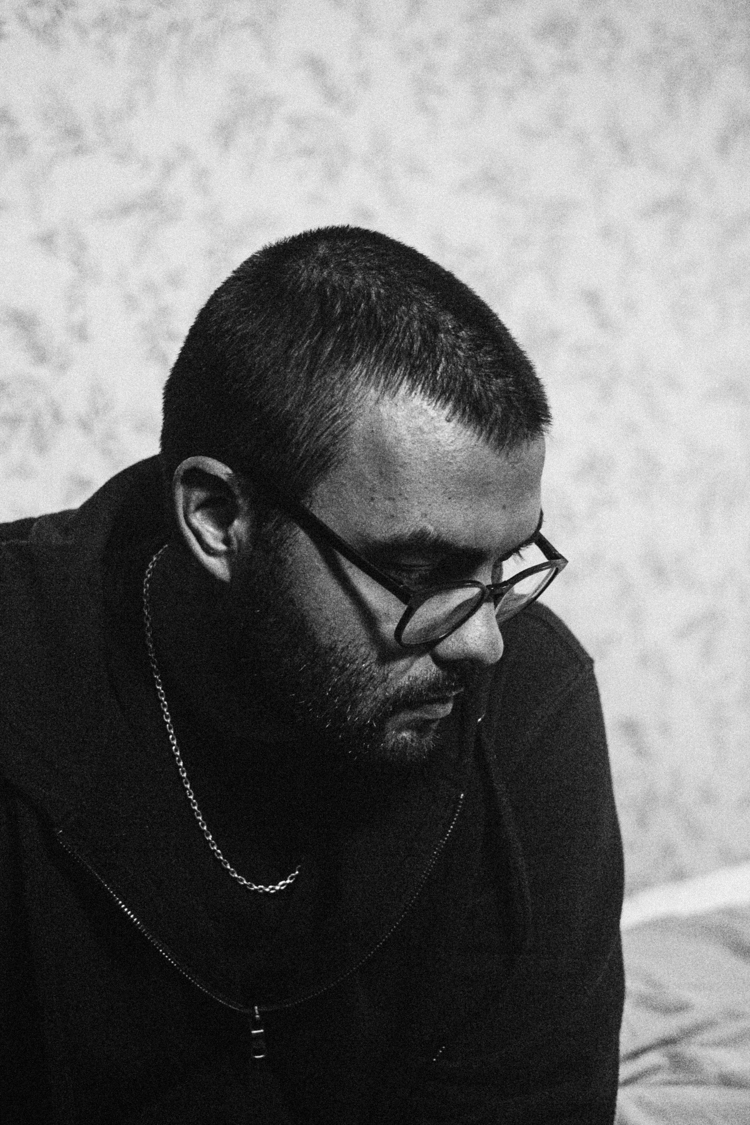 Behind the scenes. Portrait and backstage photographer Nina Crane