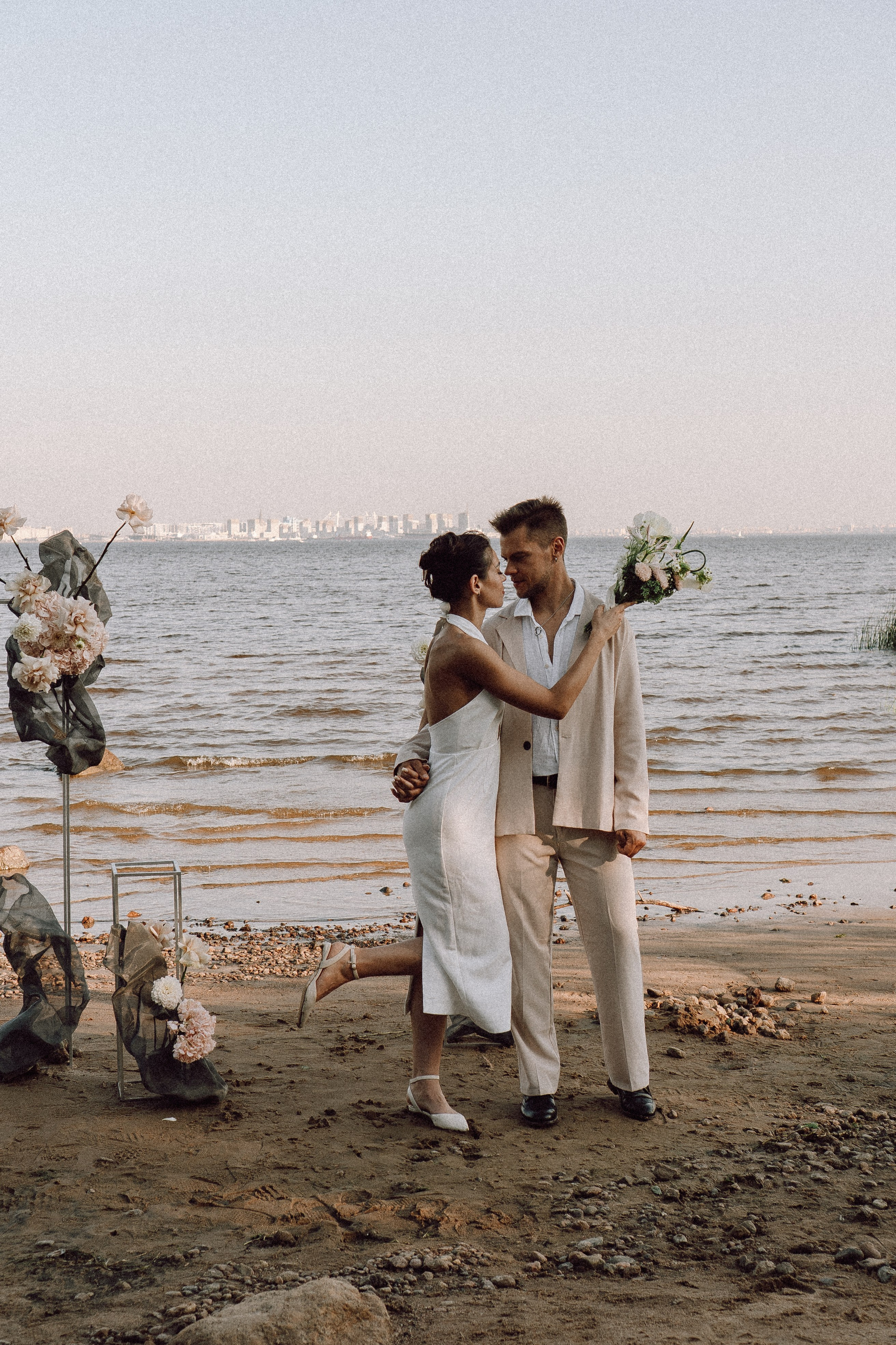 СВАДЕБНАЯ ФОТОСЕССИЯ ВЫЕЗДНОЙ ЦЕРЕМОНИИ (ФИНСКИЙ ЗАЛИВ). Профессиональный фотограф, Санкт-Петербург — Виктория Богомолова