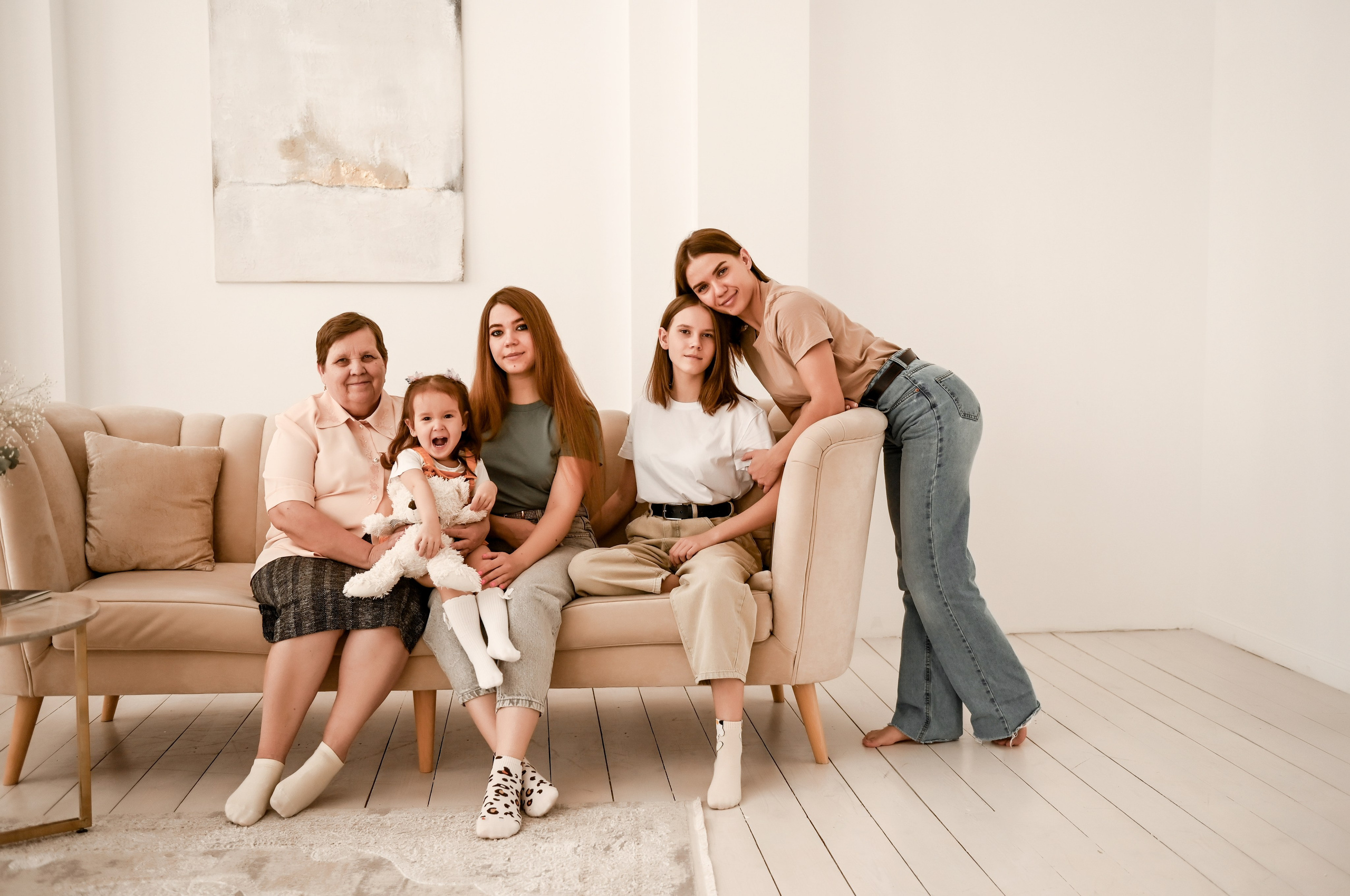 Семейная студийная  фотосессия 2. Свадебный, семейный, детский, контент фотограф в Омске Максим Ильин