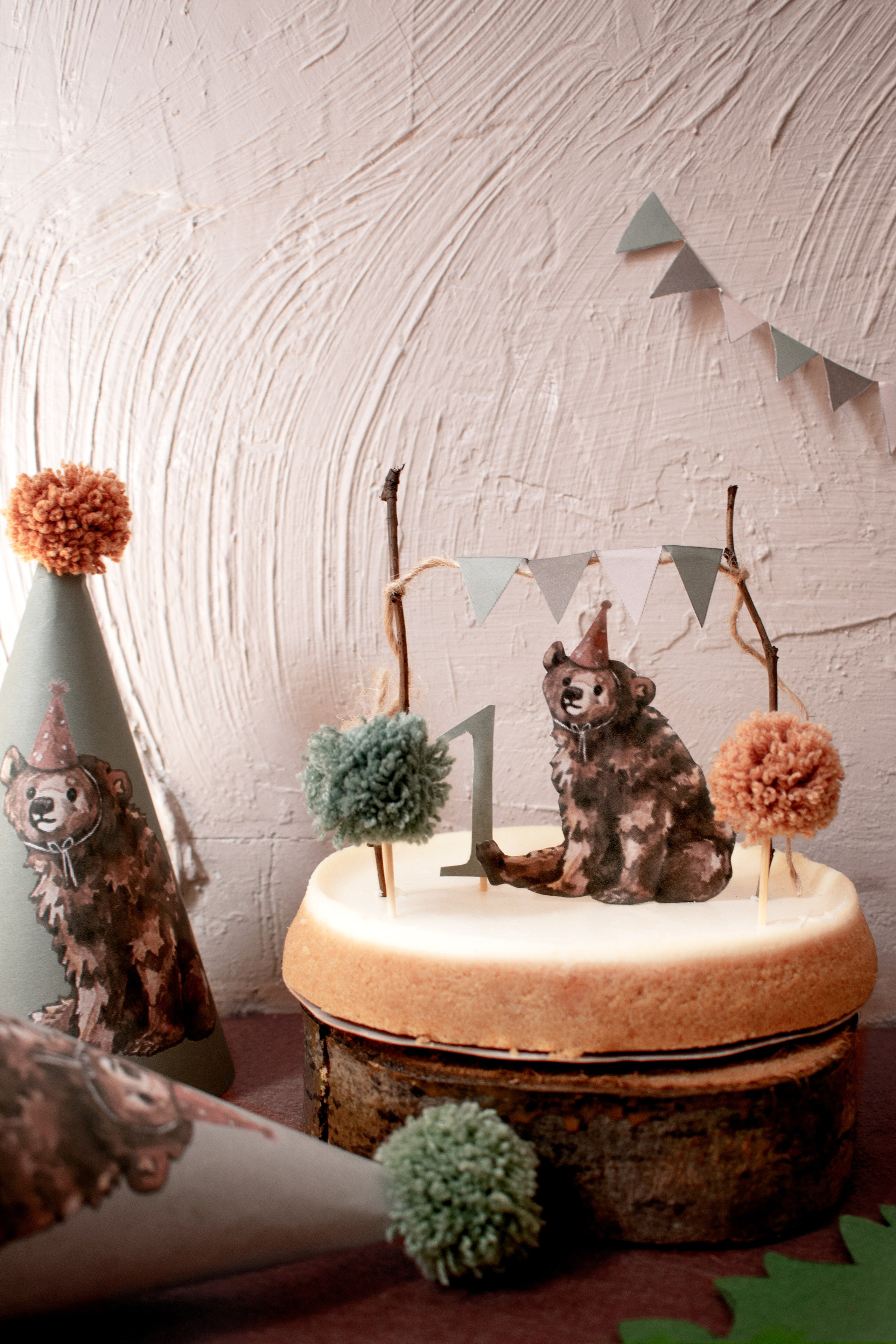 Подготовка к празднику. Роспись стен и декор в детских комнатах Москва и Подмосковье