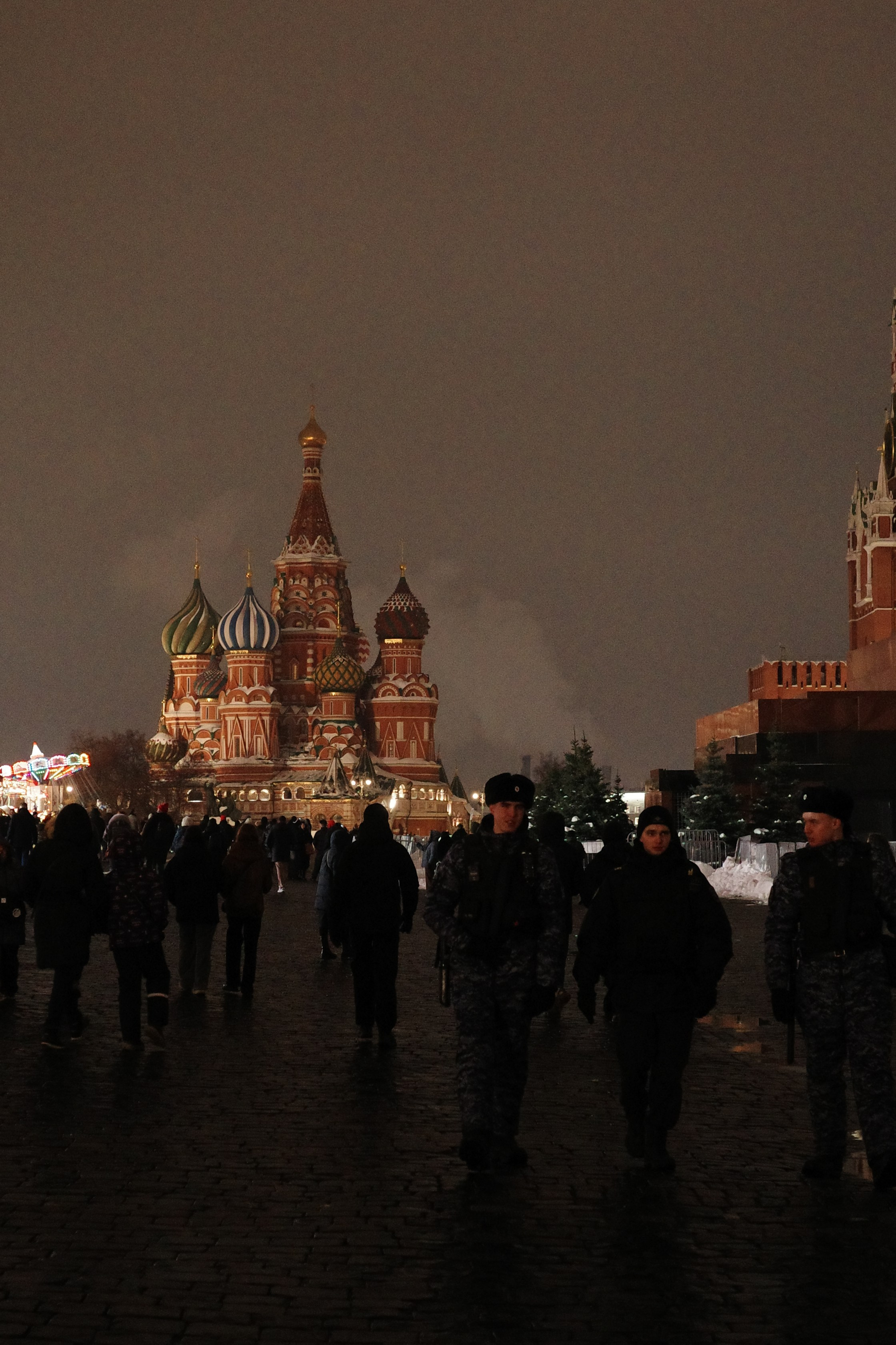 #43: Красная площадь / февраль 2026. Проект «Фотокладовка»: блог уличной фотографии в формате street photo