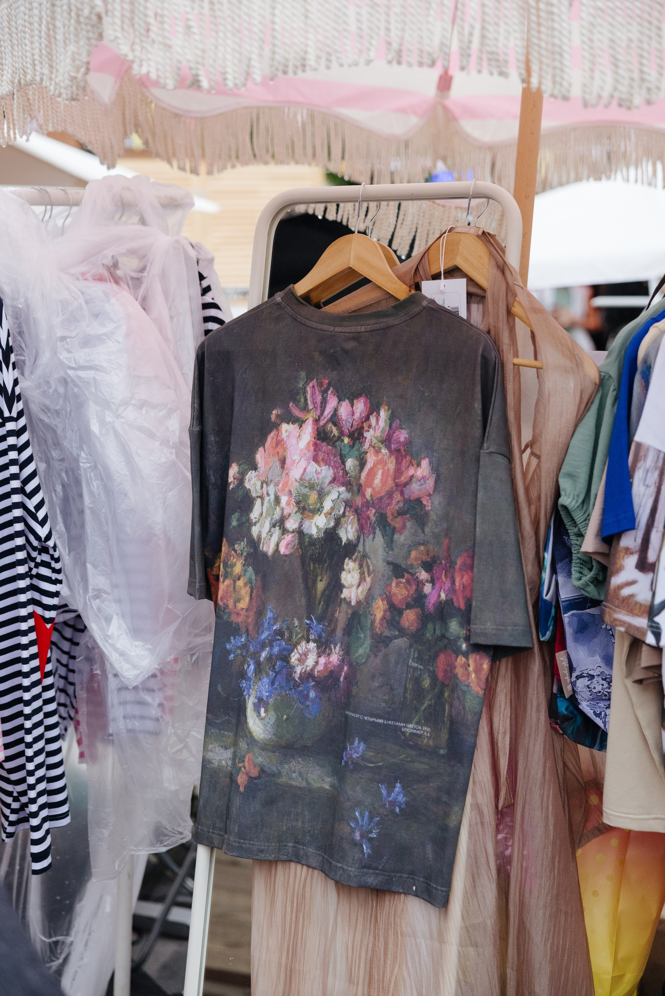 7–8 июня 2025 в пространстве «Три вокзала. Депо» / День 1 / фото Валерий Белобеев. Фотоотчеты «Ламбада-маркета»