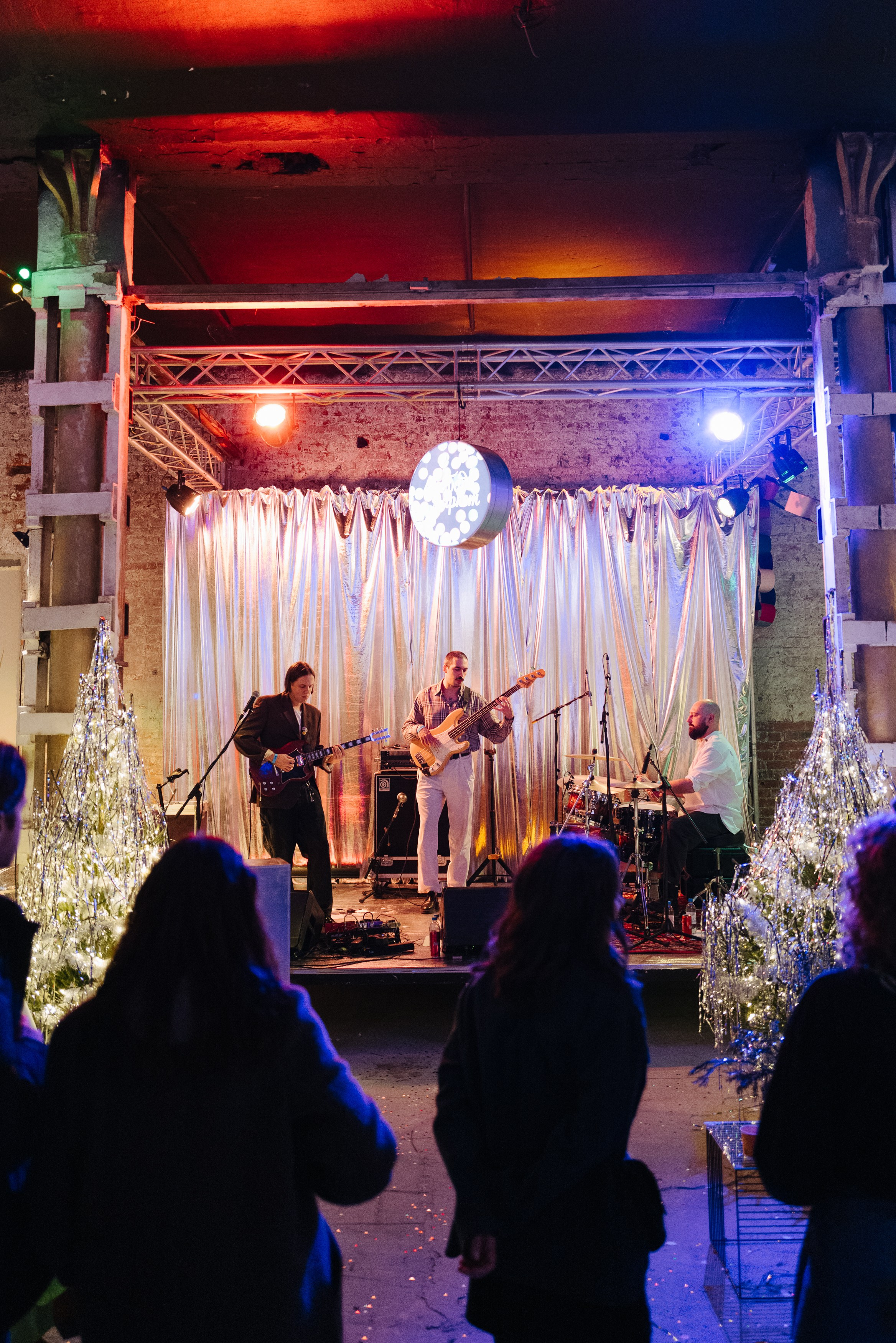 21 декабря 2024 в Типографии Сытина / фото Валерий Белобеев. Фотоотчеты «Ламбада-маркета»