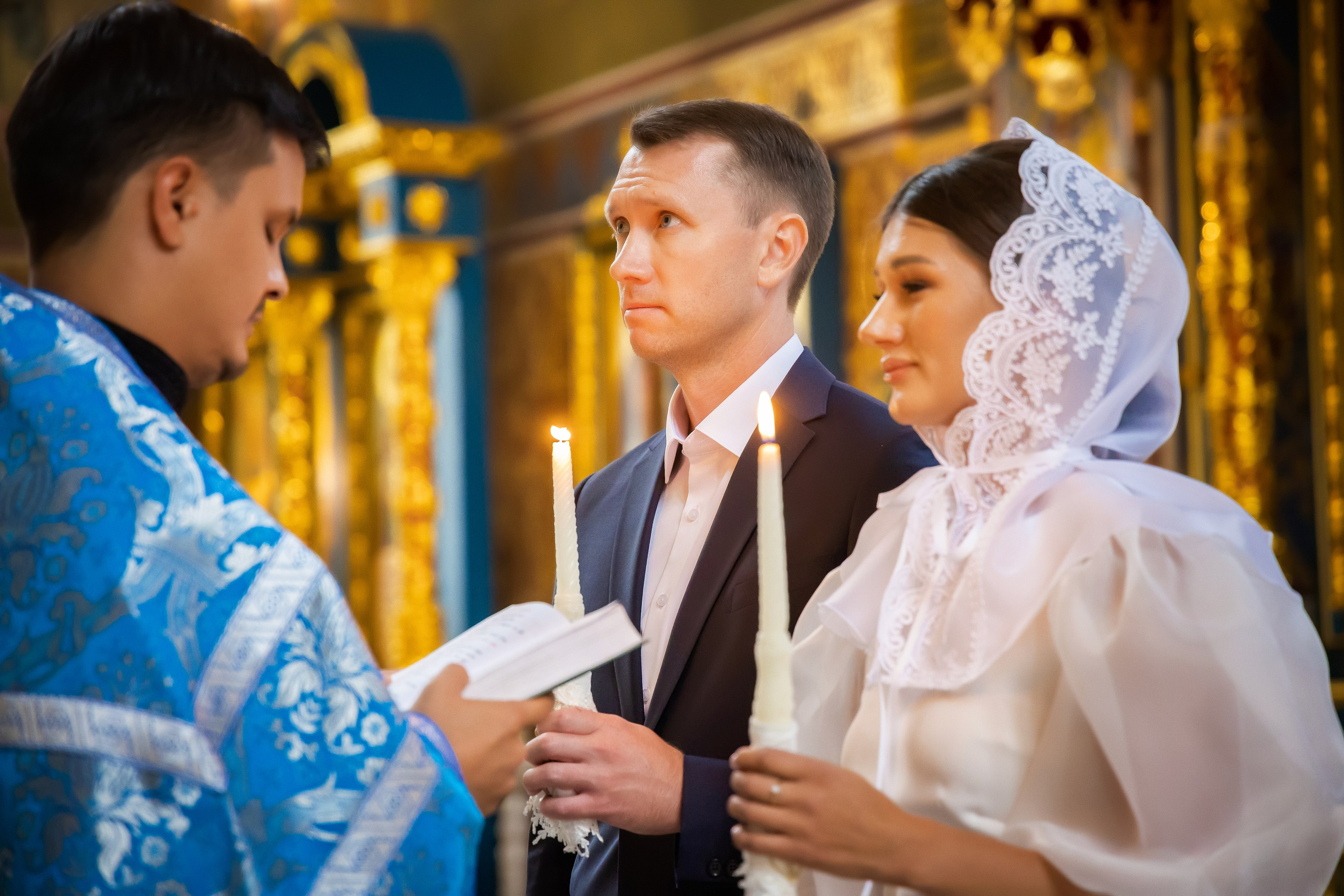 В Храме. Семейный и Свадебный фотограф в Астане Александр Астапов