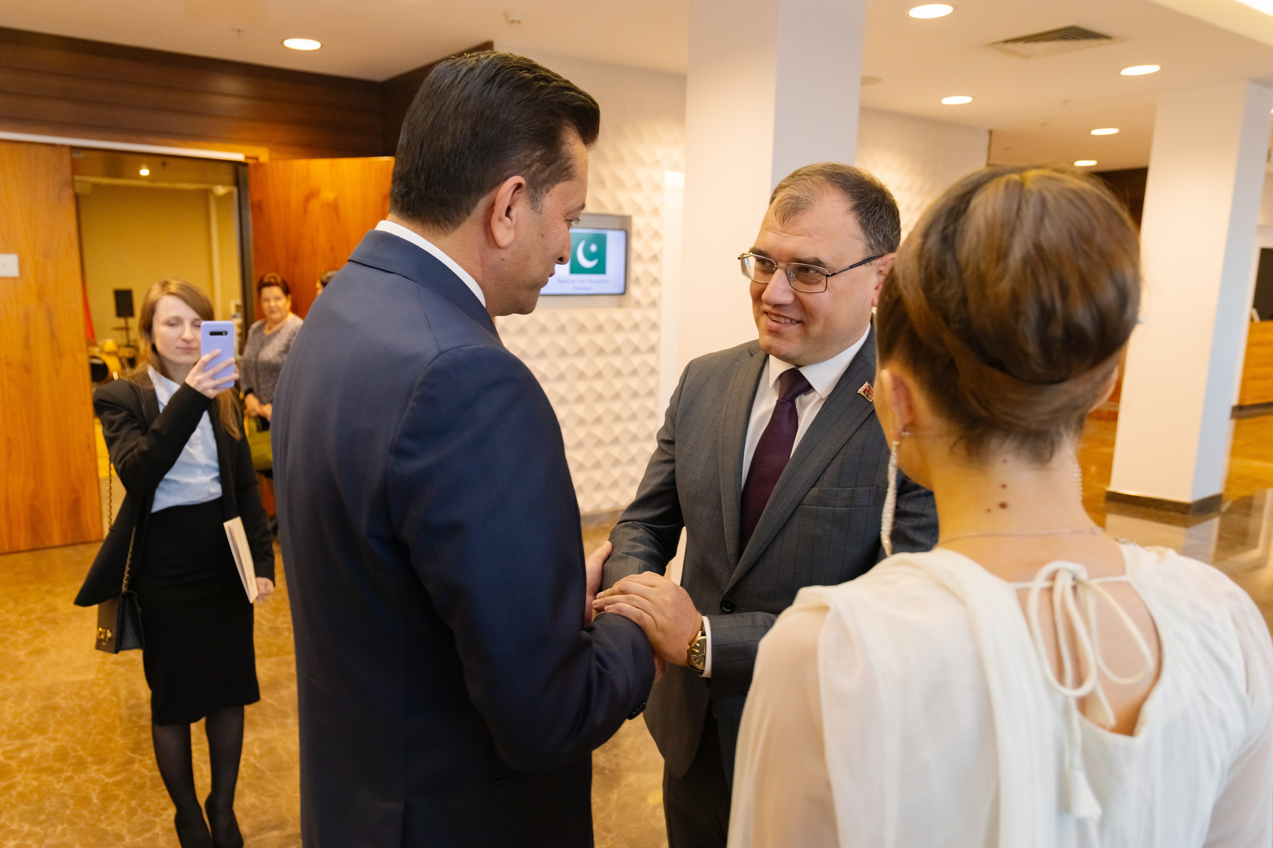 Фотосъемка делегации Пакистана в Беларуси в отеле Марриотт. Свадебный фотограф в Минске/Беларуси Сергей Спиридонов