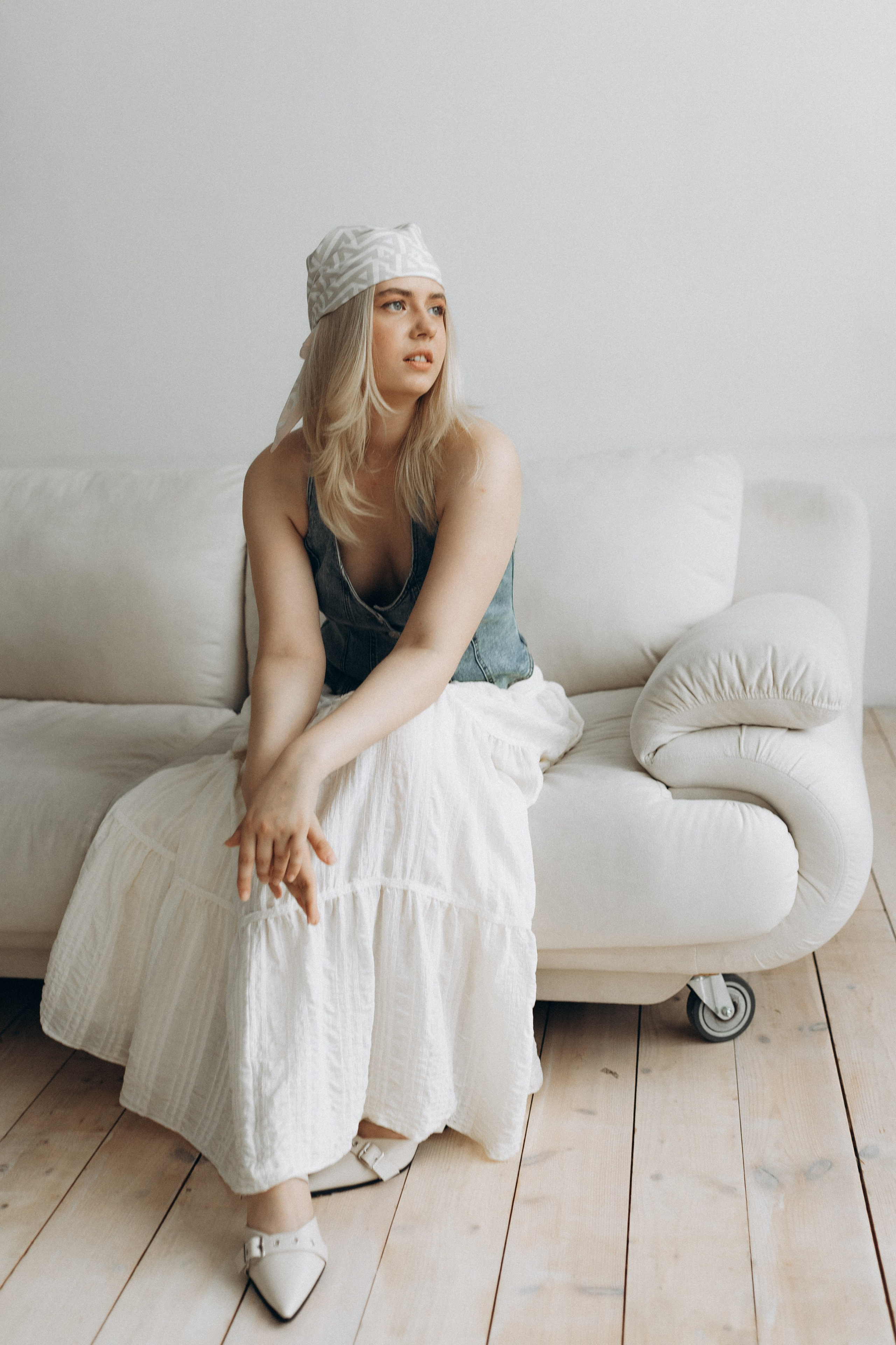 Нежная фотосессия в студии. Фотограф в Санкт-Петербурге и Уфе Алина Шаймухаметова