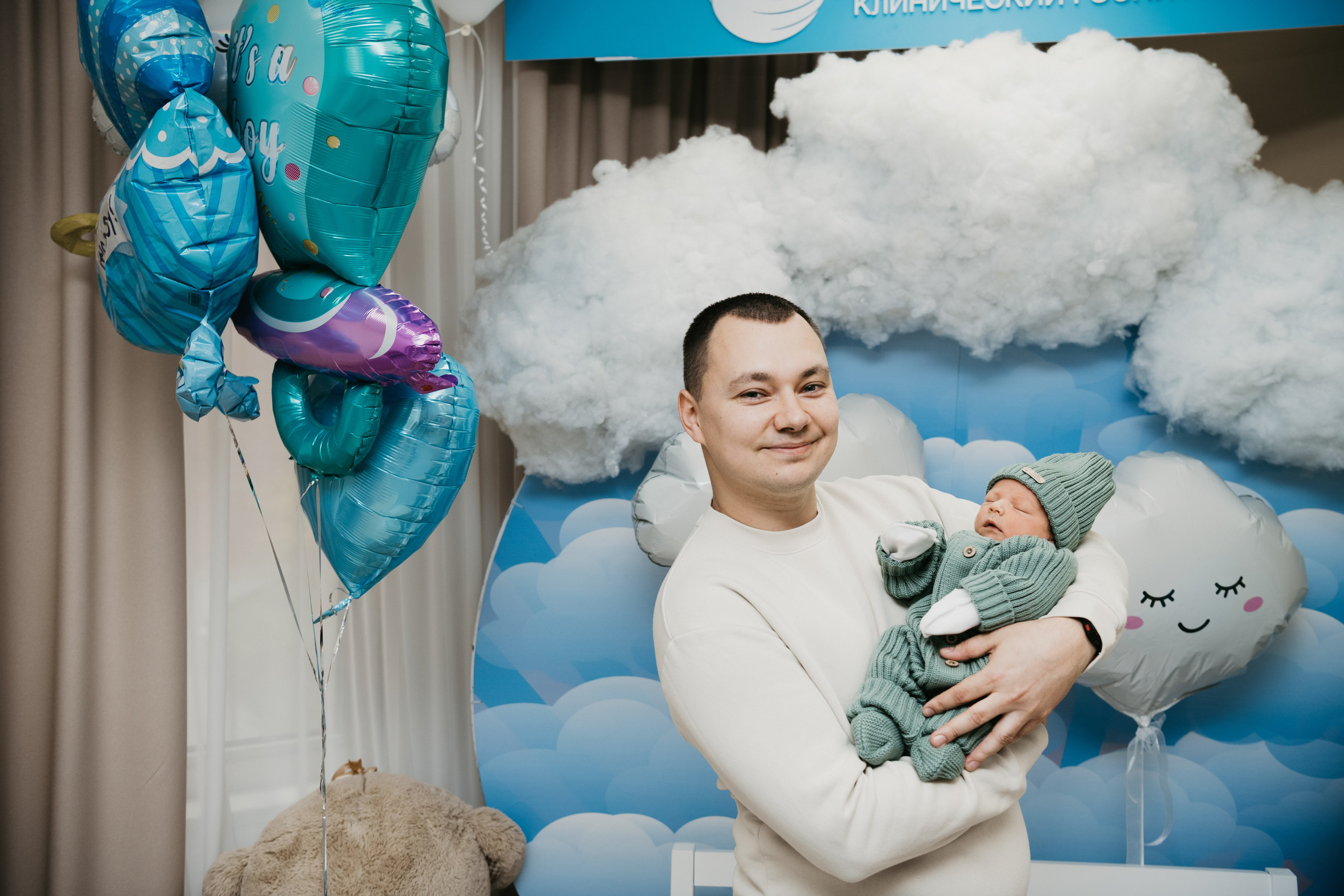 Выписка Степана на Севастопольском. Фотограф на выписку из роддома в Москве и МО