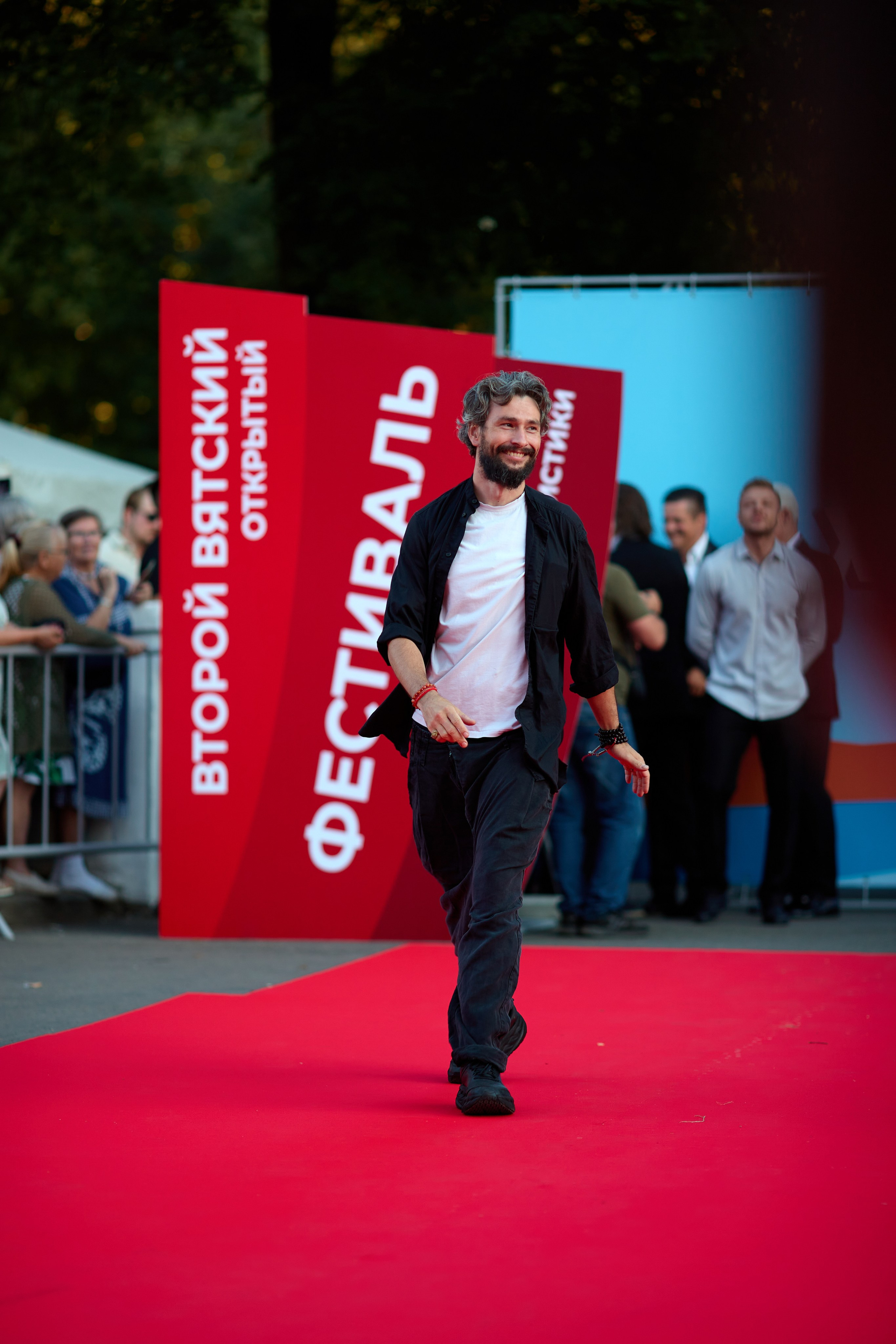 Открытие фестиваля «На семи холмах» 2023. Фотограф Илья Прохоров в Кирове