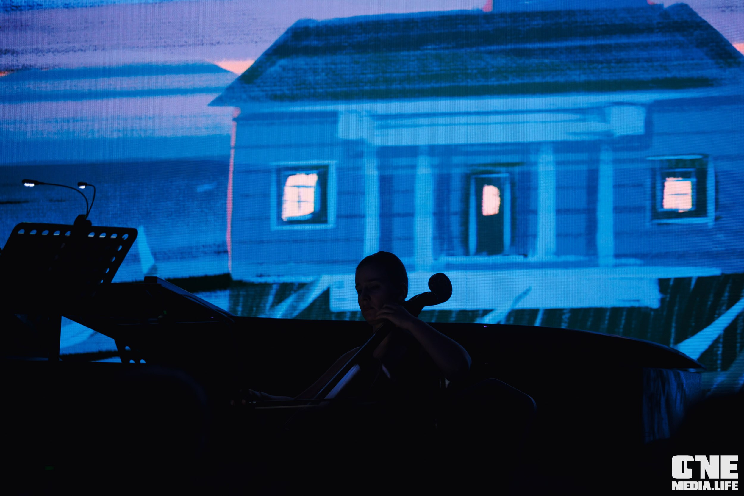 Фоторепортаж из Янтарь Холла. One Media Life: фоторепортажи, фотоотчеты с мероприятий и заведений