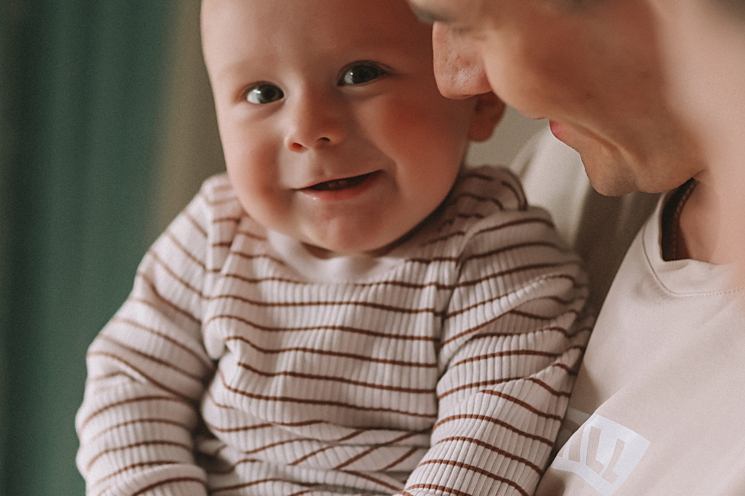 Мише 8 месяцев. Семейный фотограф Тюмень, фотограф на роды Салмина Мария