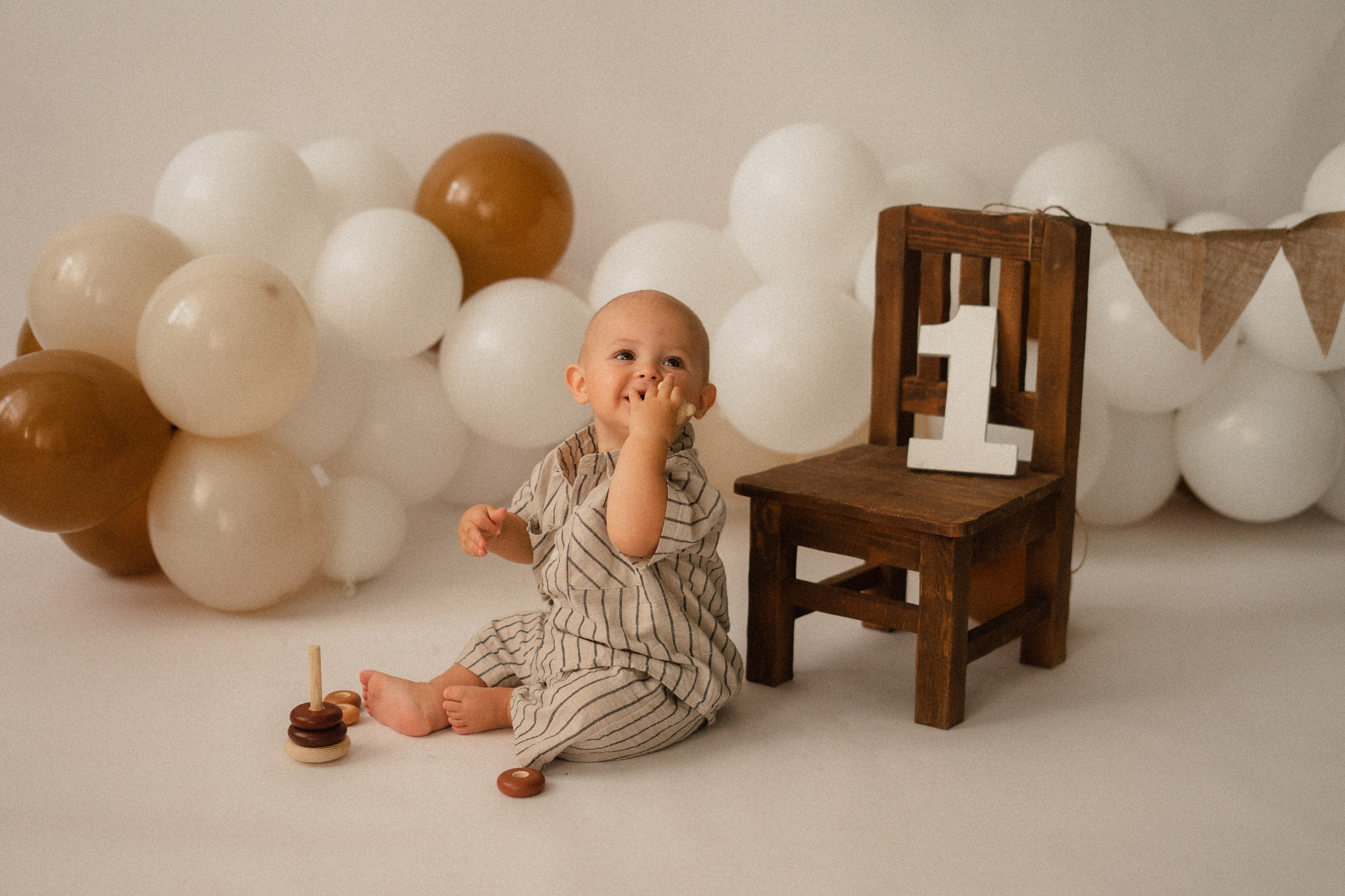 София, Иван и Миша. Главная