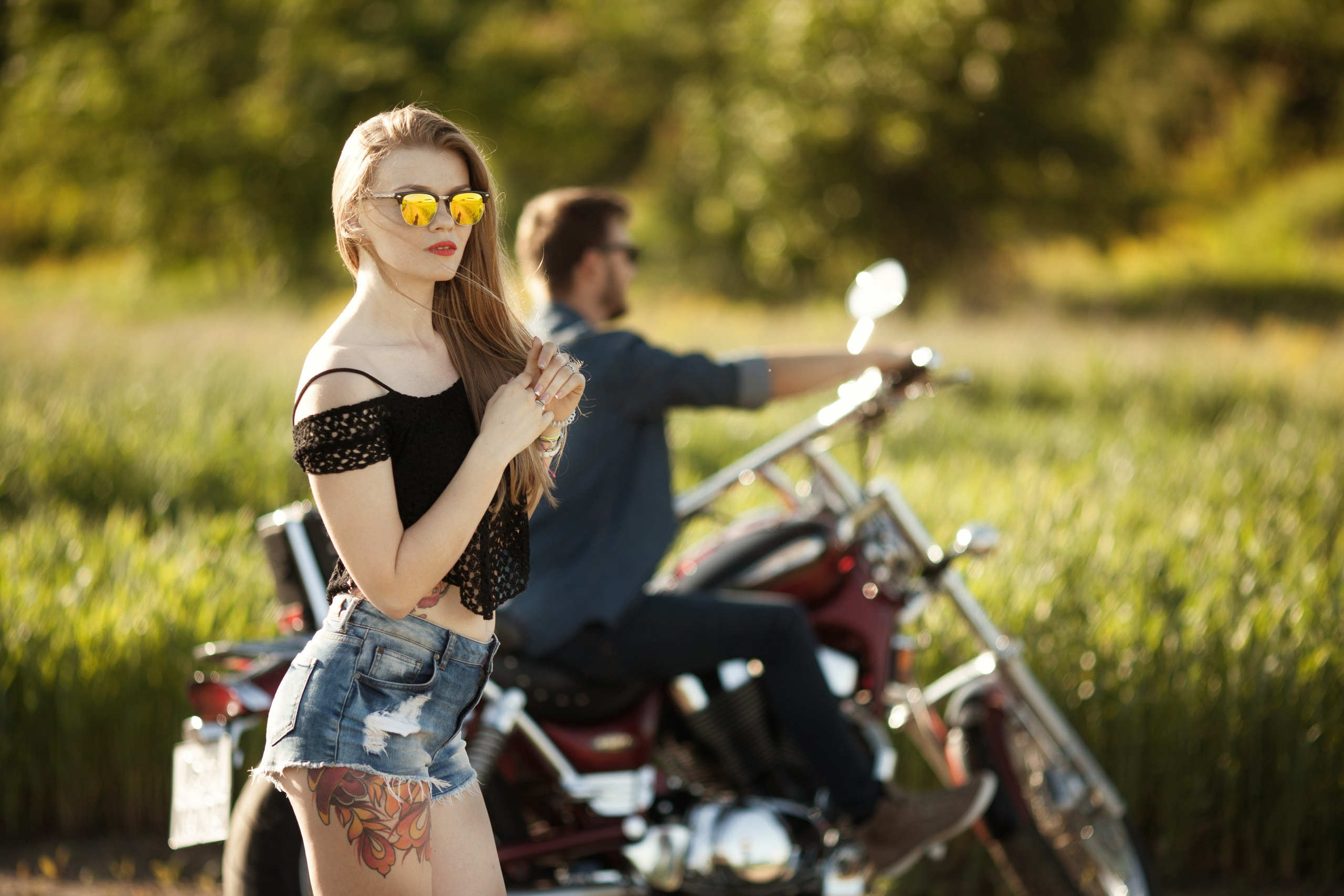 Сергей, Евгения и мотоцикл. Семейный и детский фотограф в Краснодаре Брусилова Марина