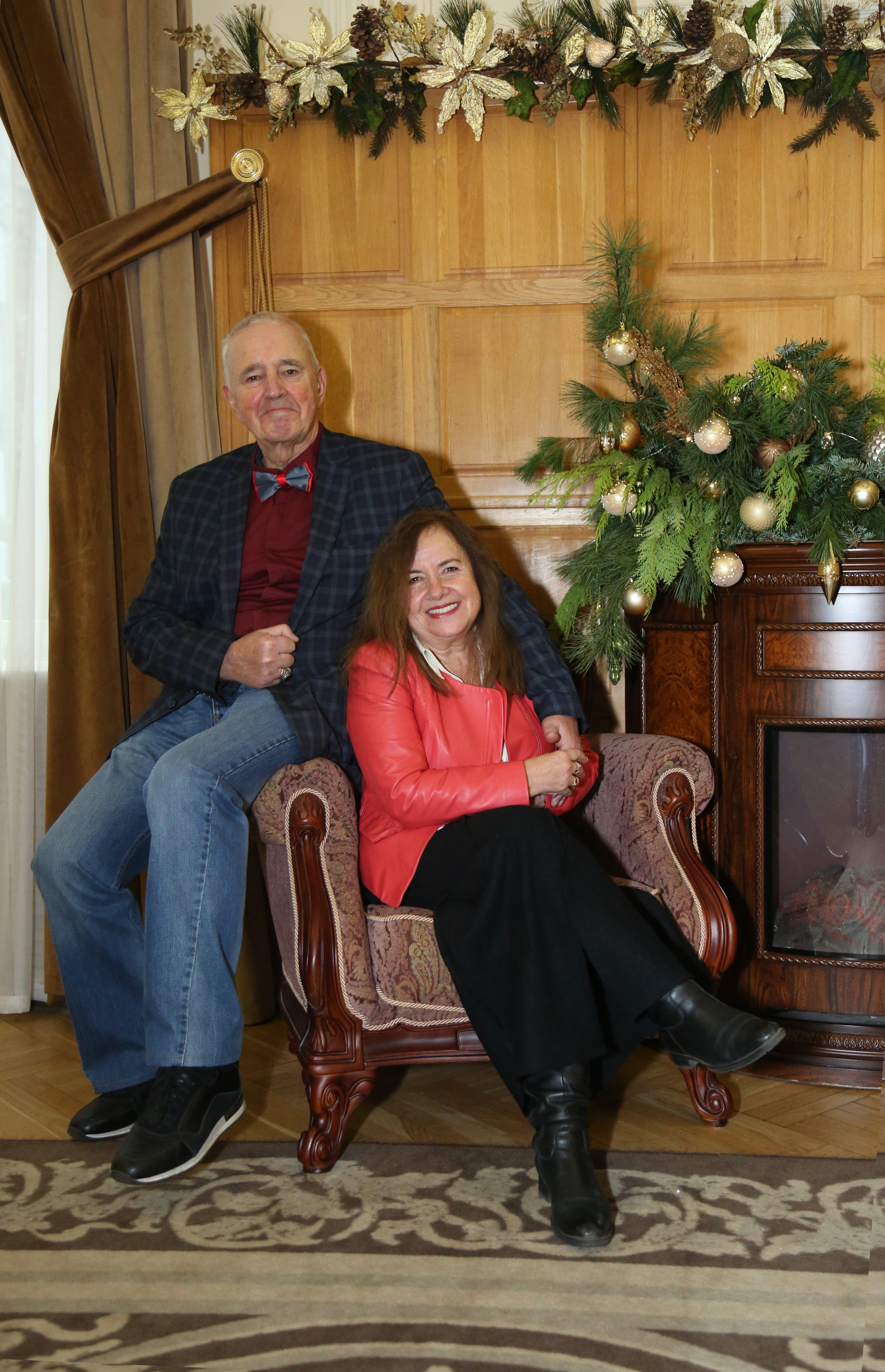 50 лет Юбилей свадьбы в Грибоедовском ЗАГСе в Москве. Фотосессия в студии в Москве от профессионального фотографа услуги по доступным ценам