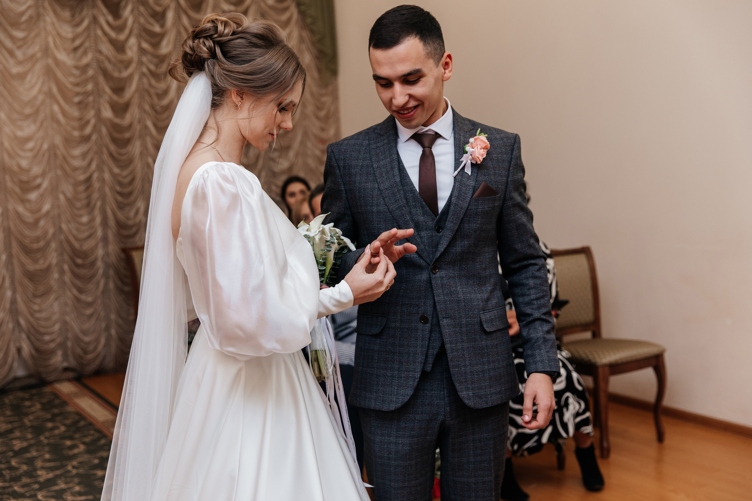 Свадебный прайс (сезон 2026). Свадебный и семейный фотограф в Севастополе и Крыму Анастасия Сураева