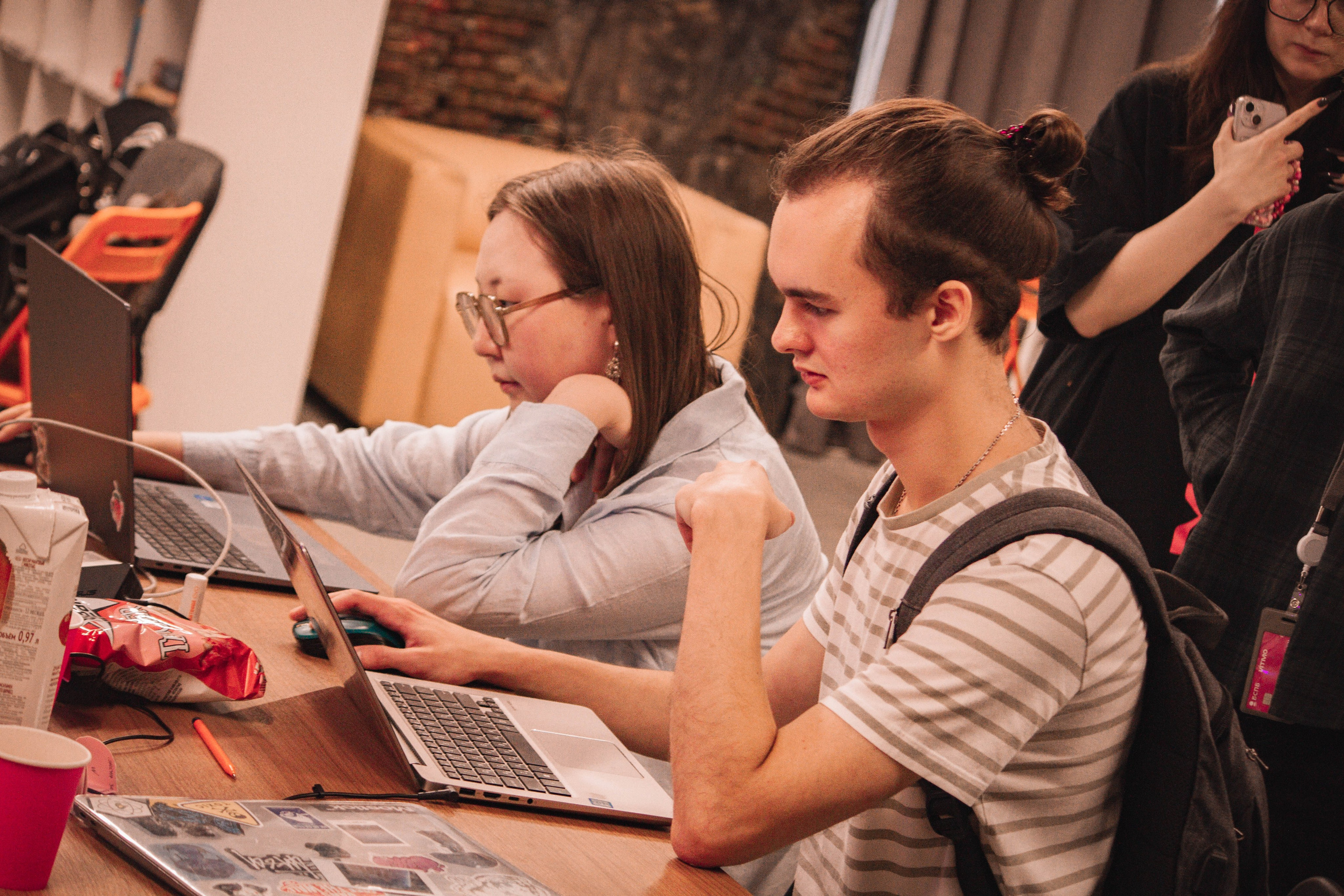 ЖЕНСКИЙ ГЕЙМДЖЕМ — Творческий сбор разработчиц. Создадим шедевр? Виталина и её фотоискусство