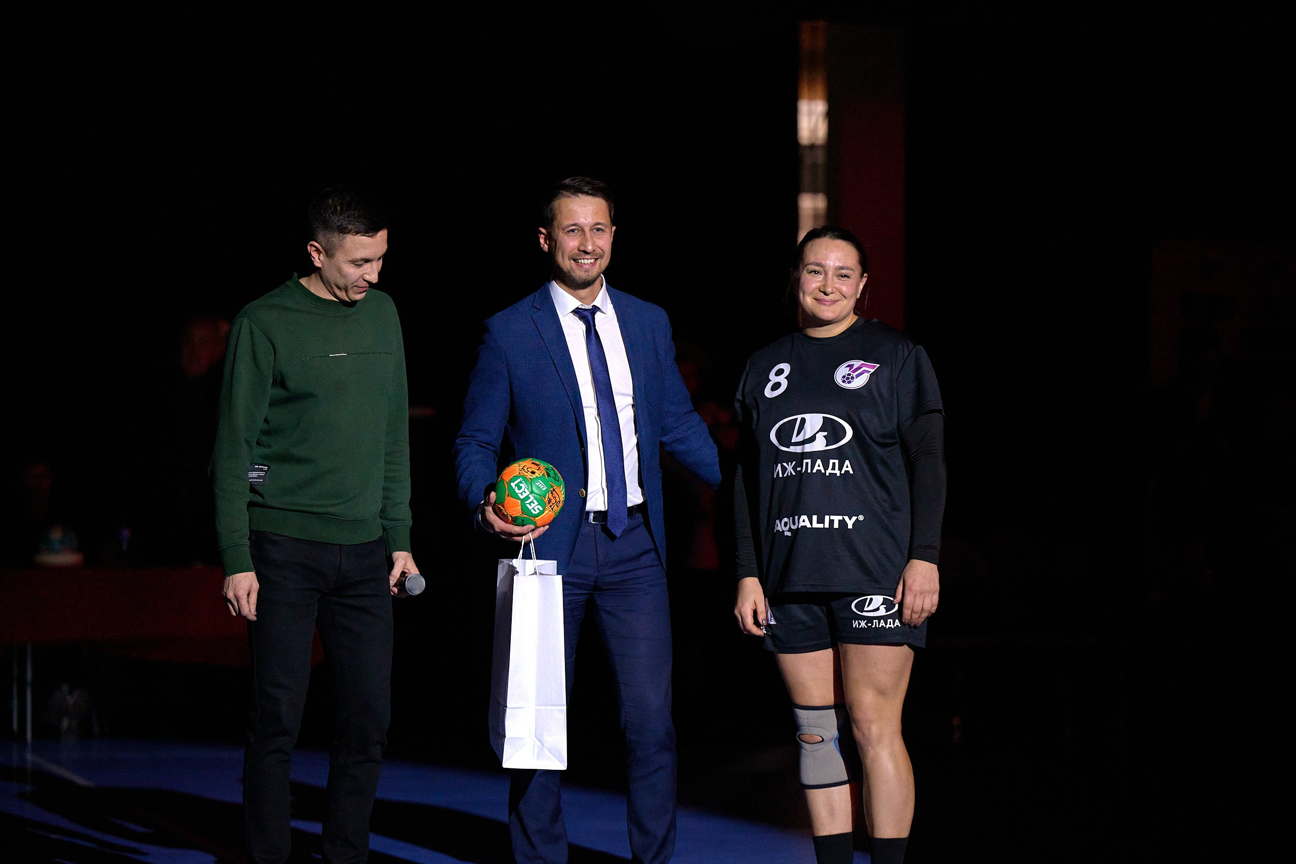 Гандбол. OLIMPBET Суперлига. «Университет» — «ЦСКА». Спортивный репортажный фотограф в Ижевске Сергей Мерзляков