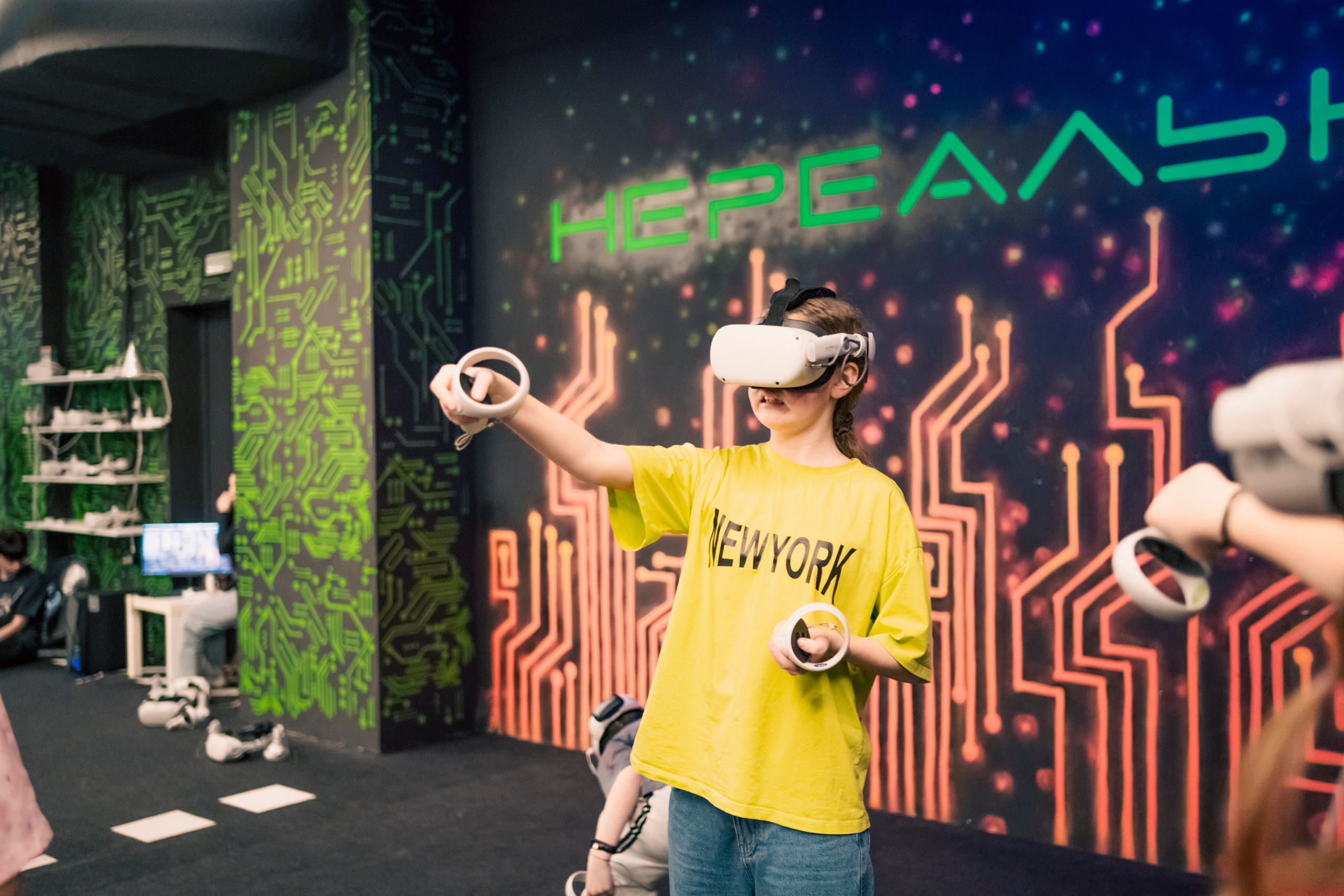 VR April-May. Felixtones