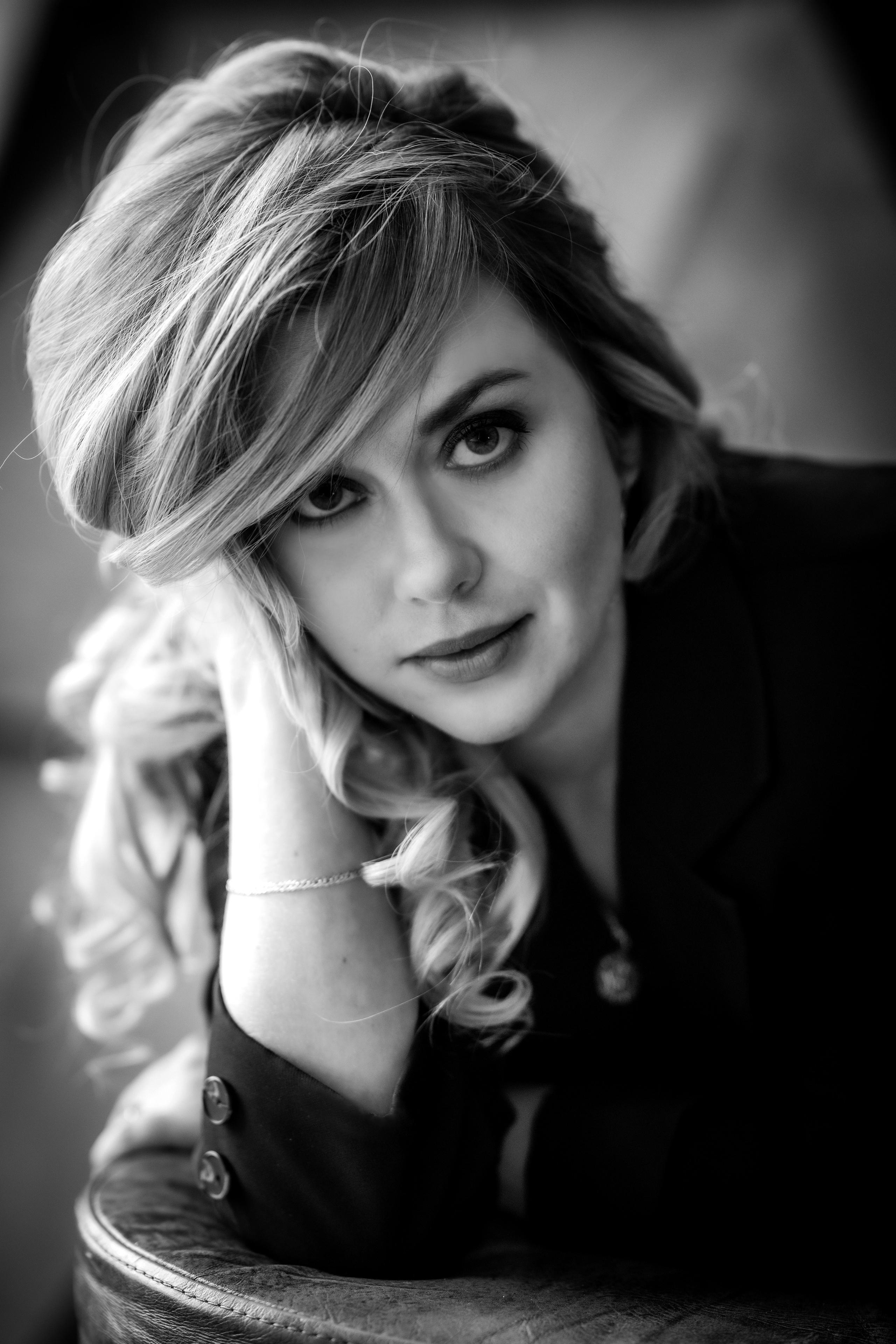 Женское. ЧБ Фотограф Ольга Лесли