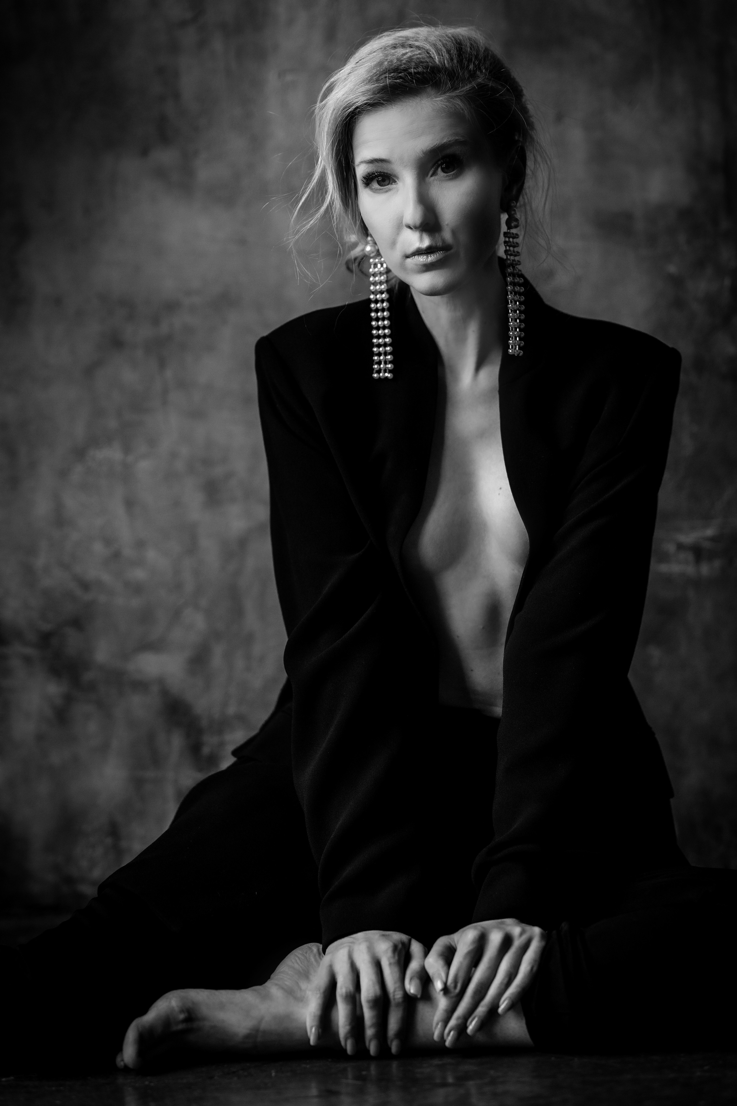 Женское. ЧБ Фотограф Ольга Лесли