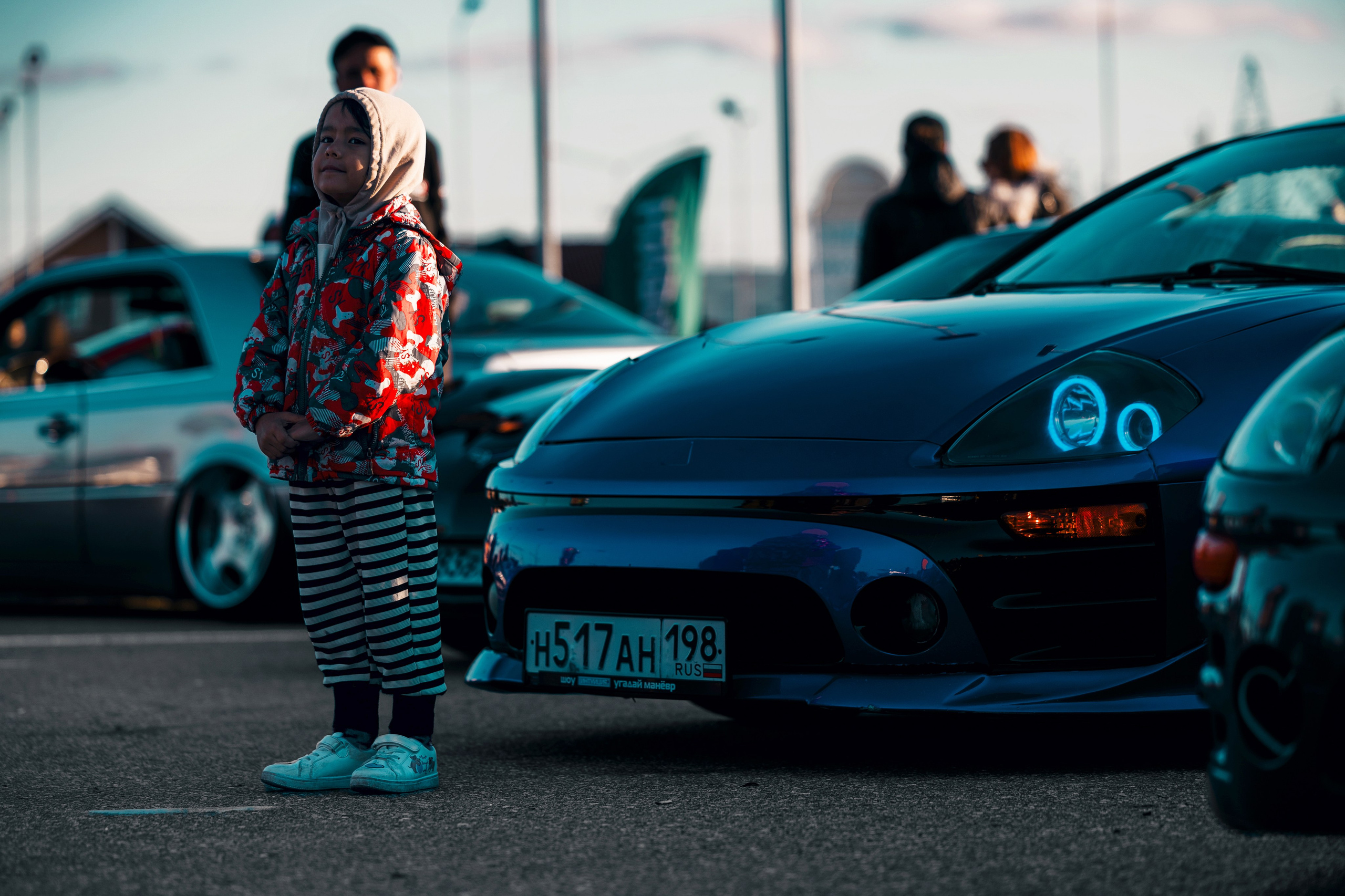 Фотографии закрытия сезона 2025 VibeSide — дрифт и автошоу у МЕГА Дыбенко, Санкт-Петербург