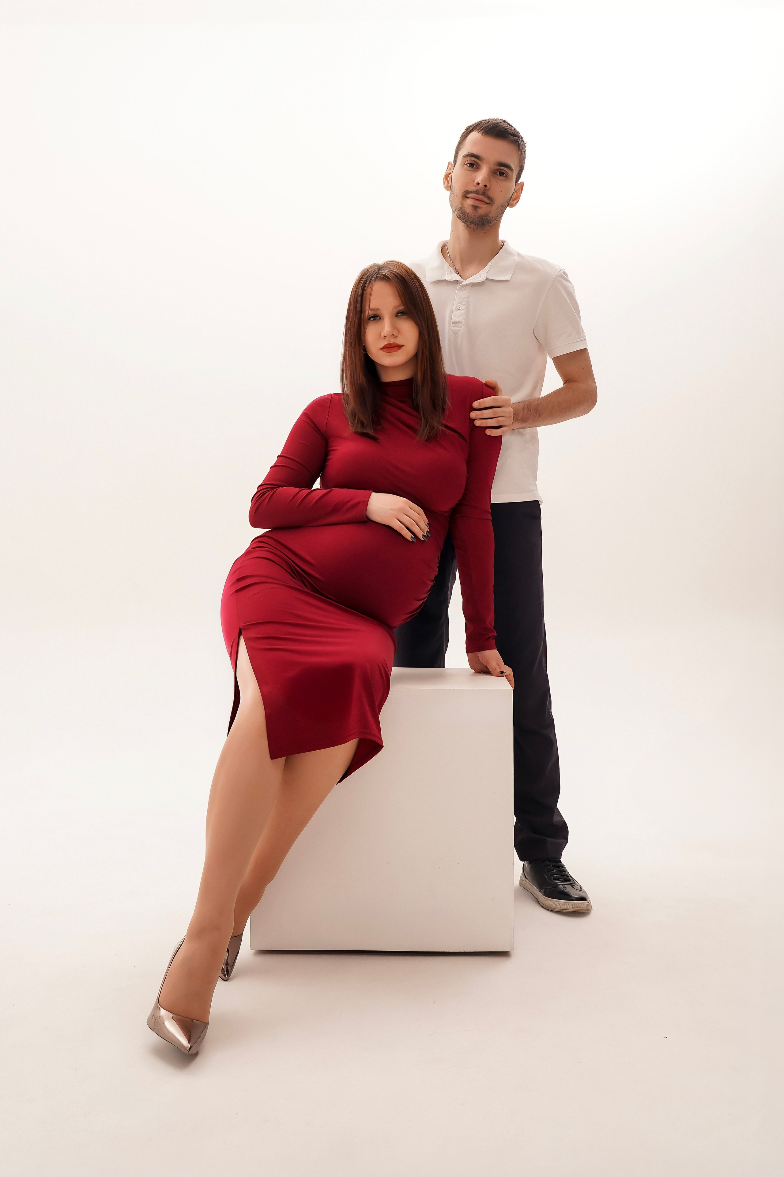 Съемка беременности на циклораме. Диана и Вадим. Анна, фотограф Москва, Зеленоград