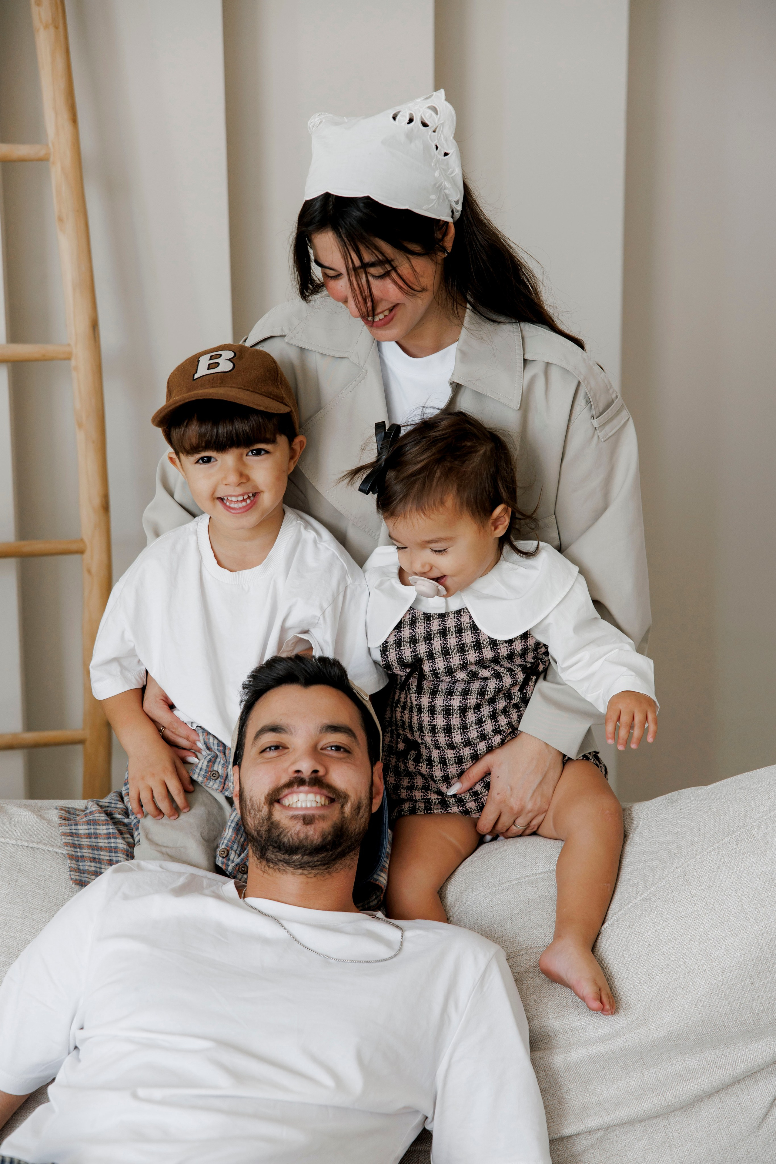 Family photoshoot inside the studio. Wedding and family photographer