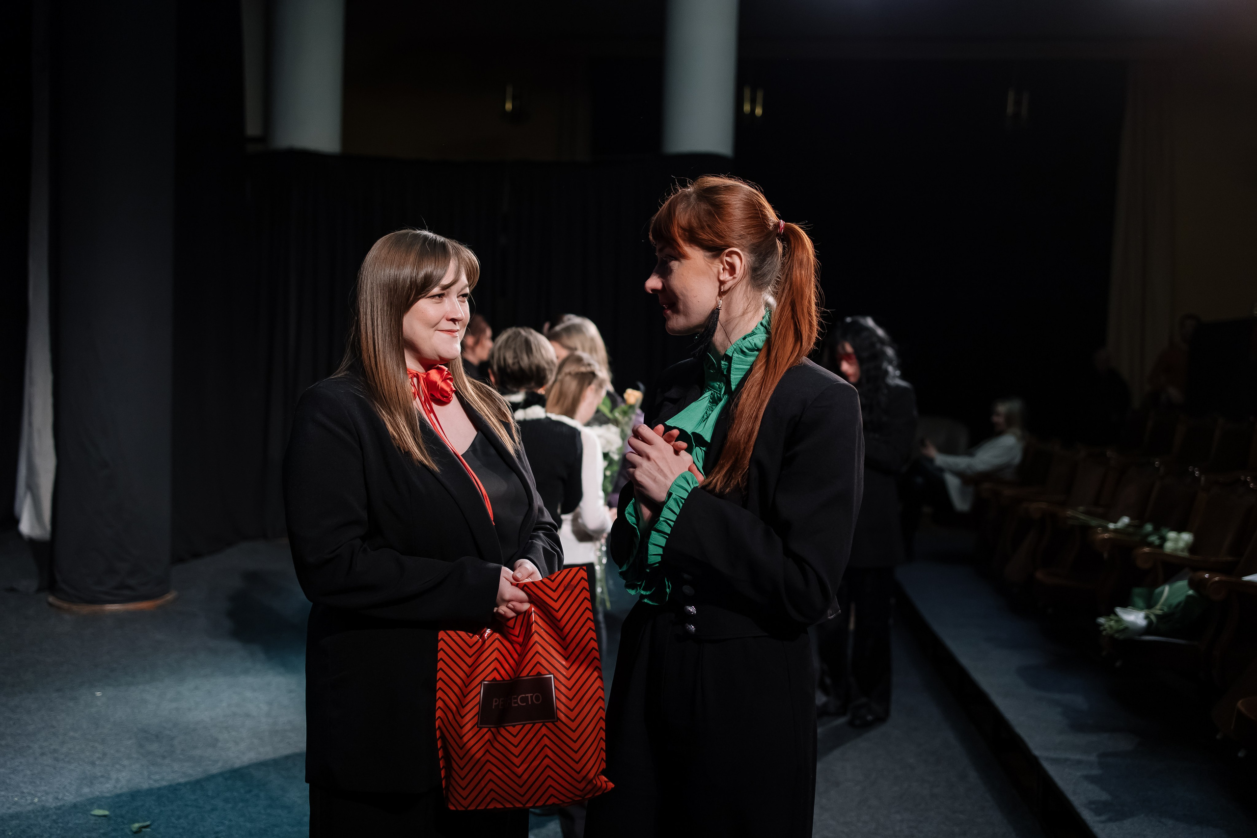 Спектакль. Свадебный фотограф