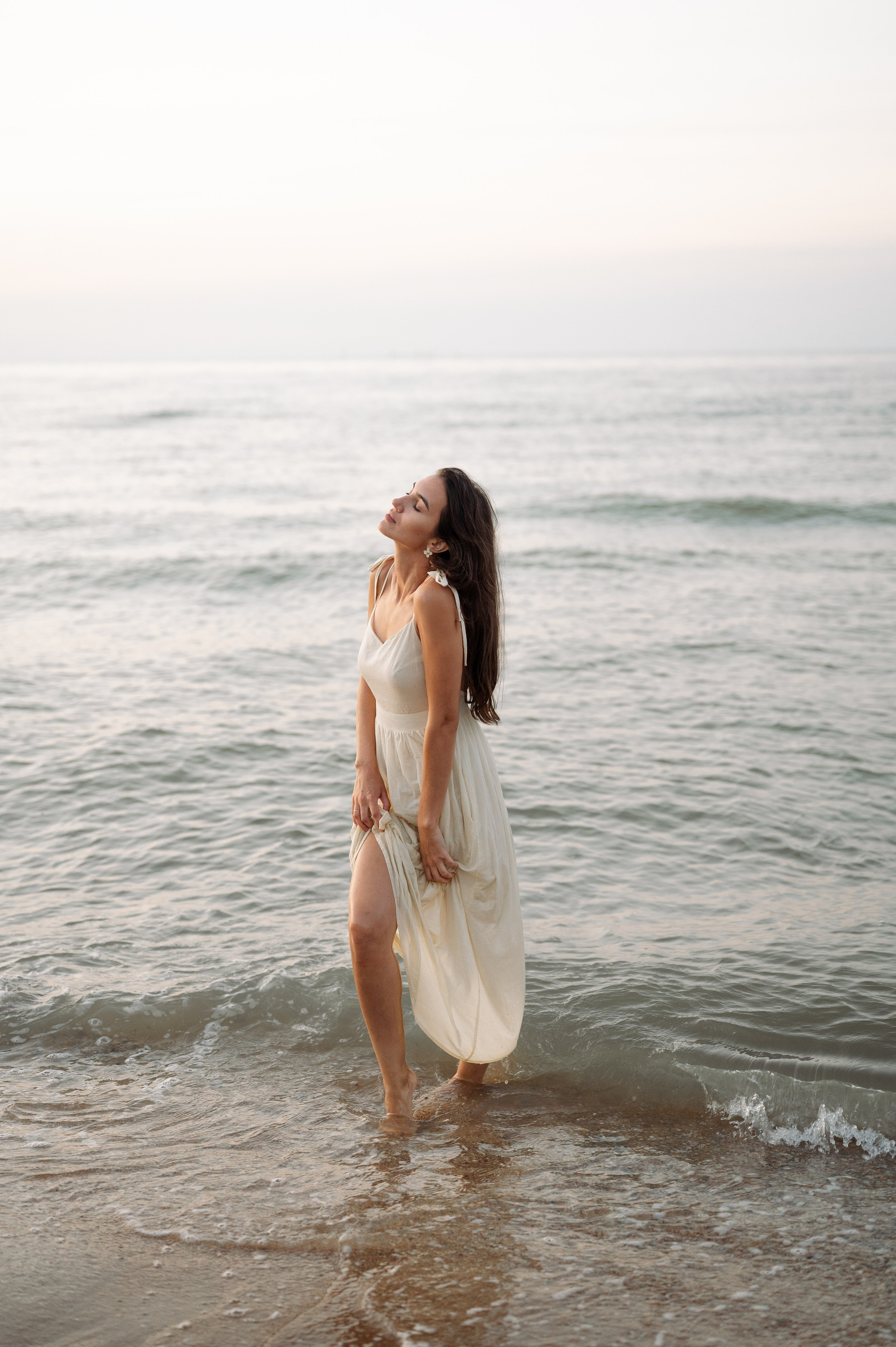 Предсвадебная съёмка на море🌊. Свадебный и семейный фотограф в Краснодаре Алина Мельник