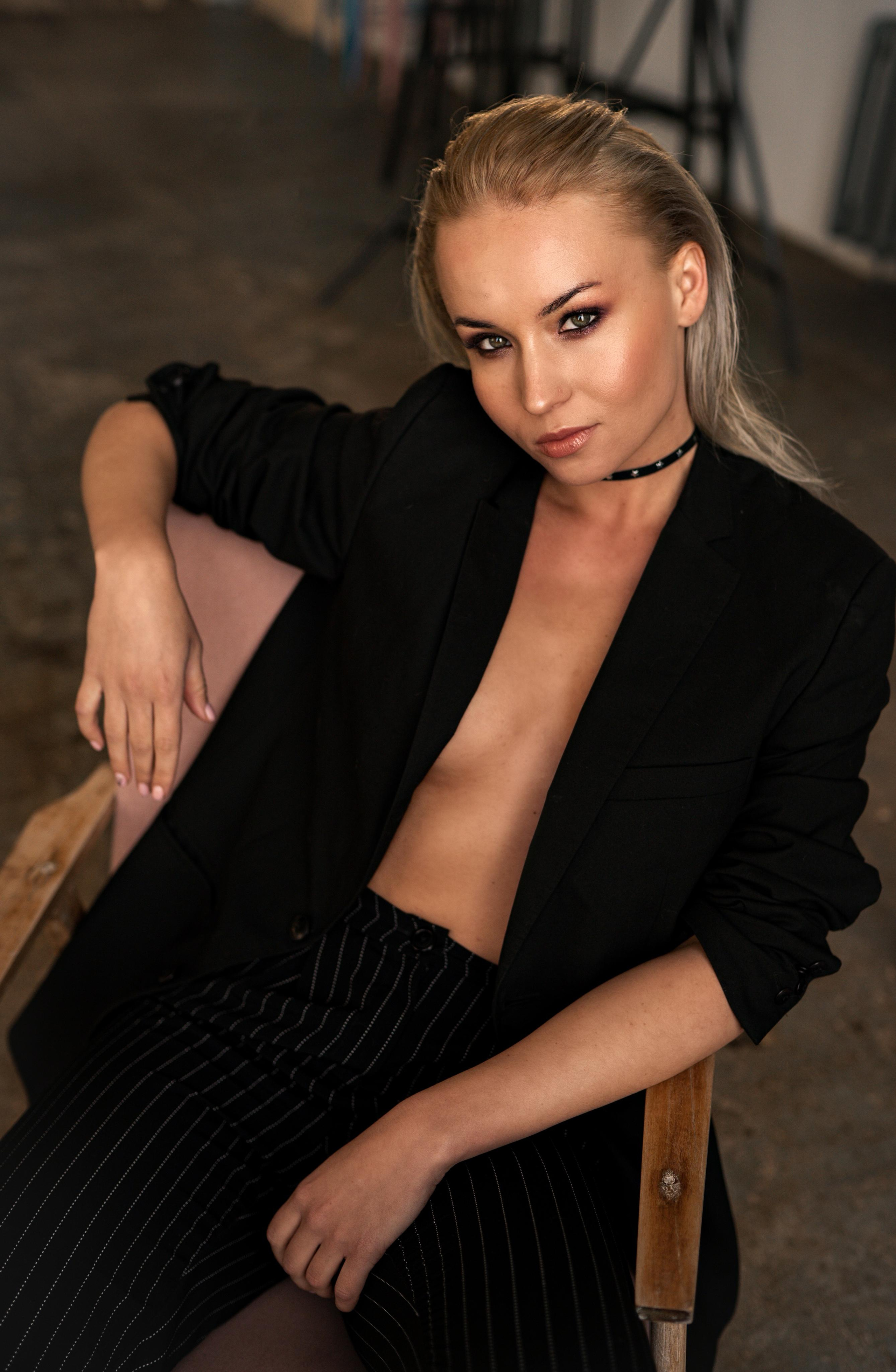 Виктория. Главная