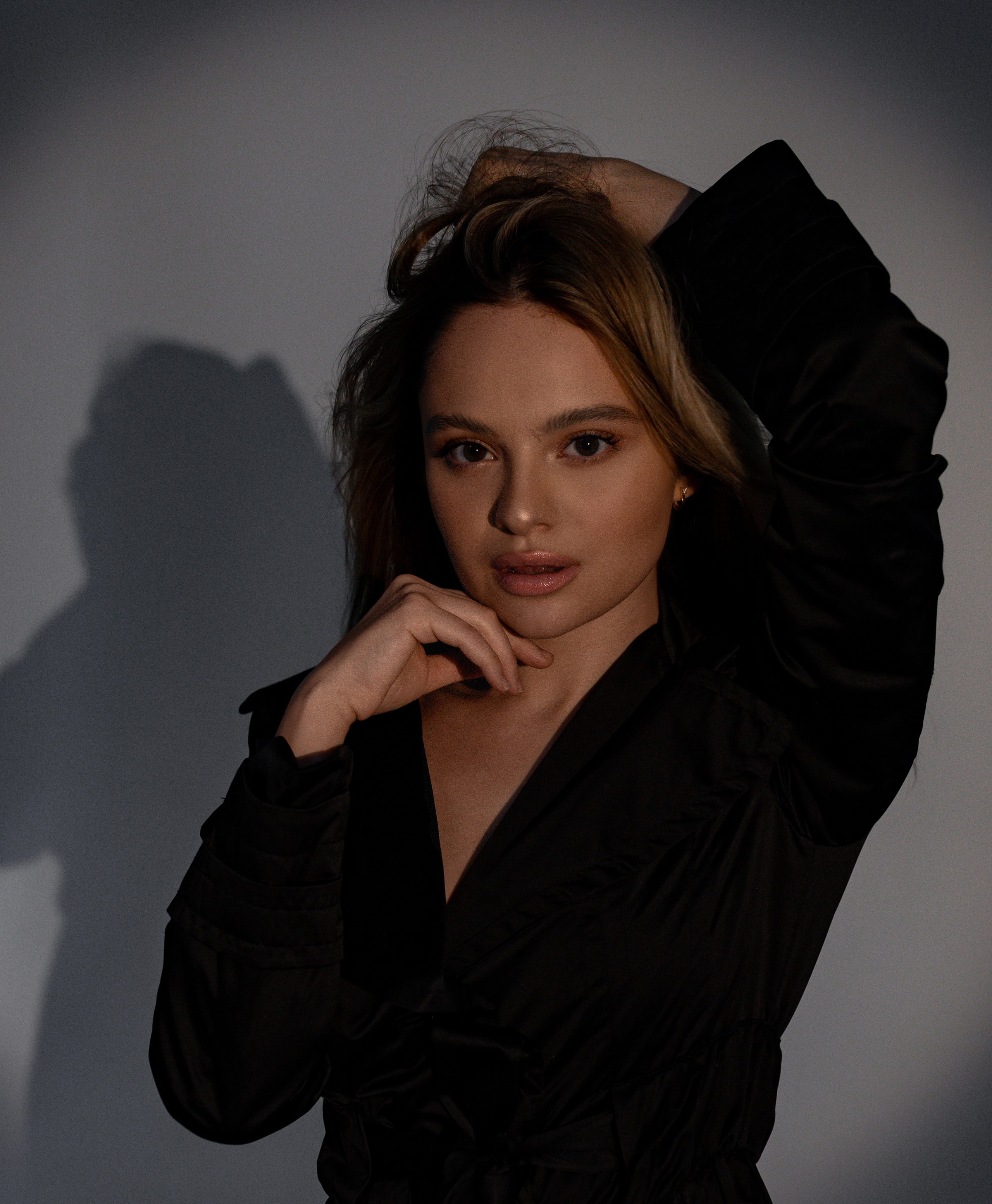 Саша. Главная