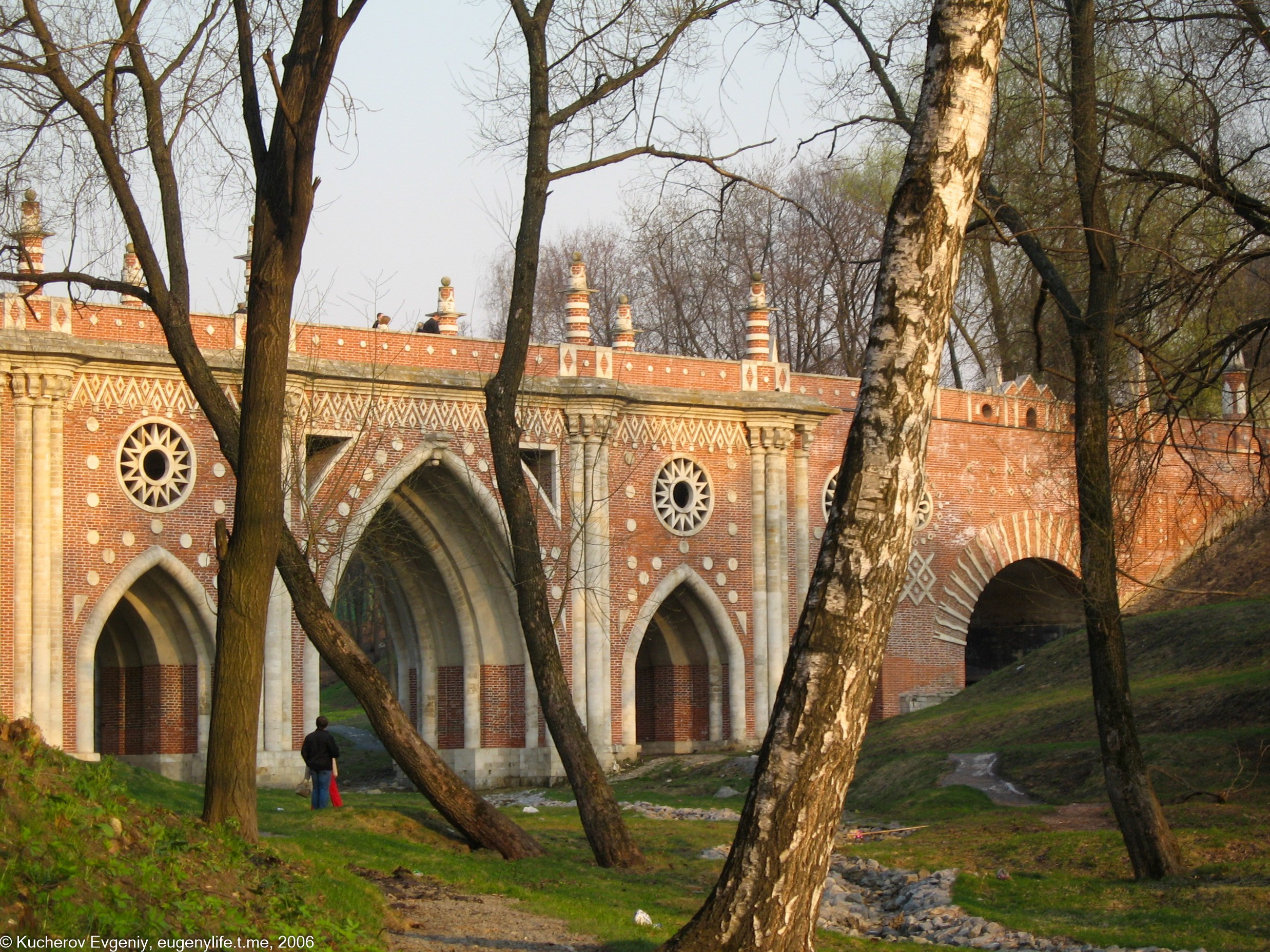 Май 2006. Царицыно. Кучеров Евгений. Фотограф