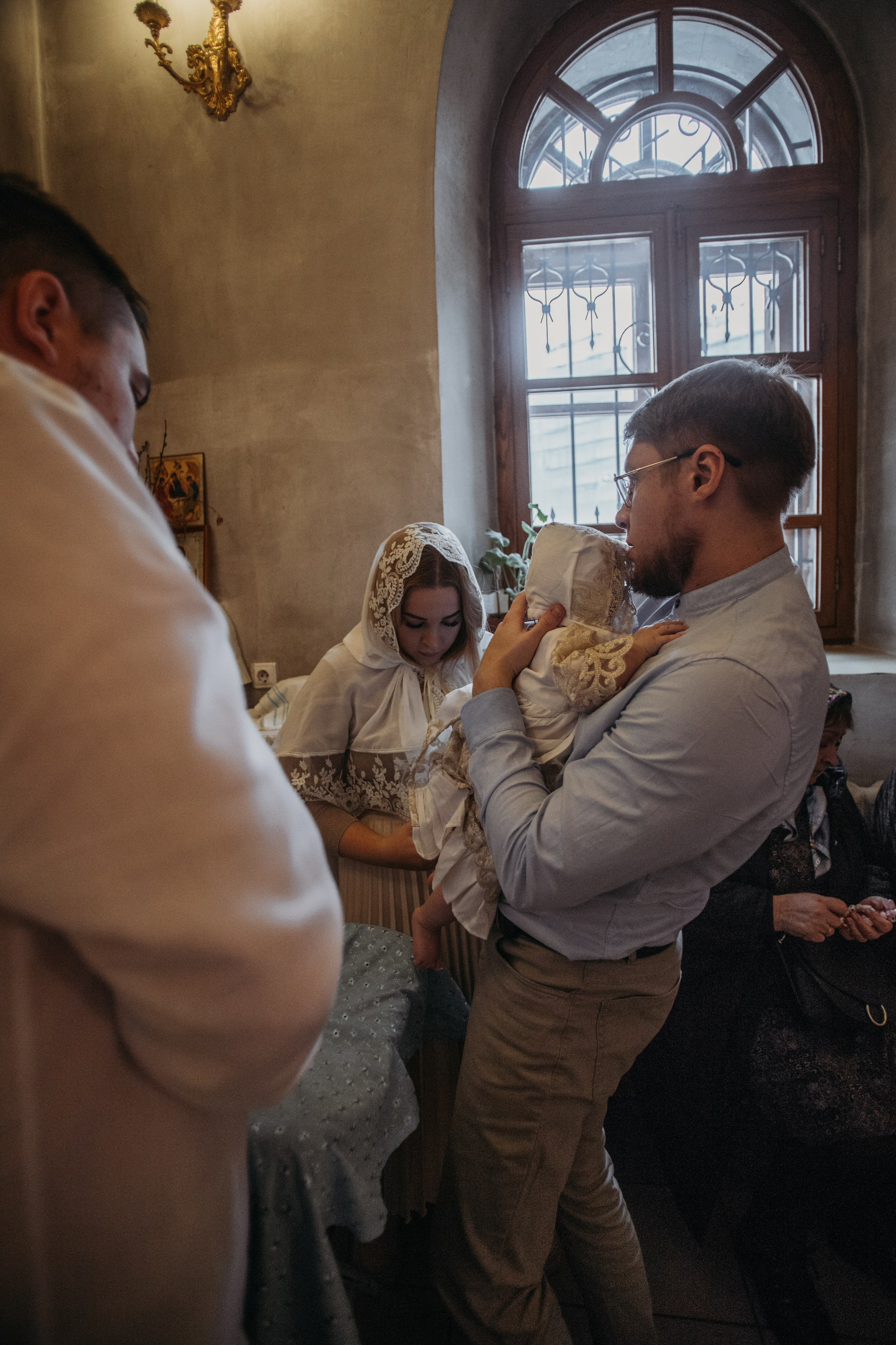 Крещение Аглаи. Венера Гайн. Репортажный фотограф  Тюмень. Обучение фотографии с 0