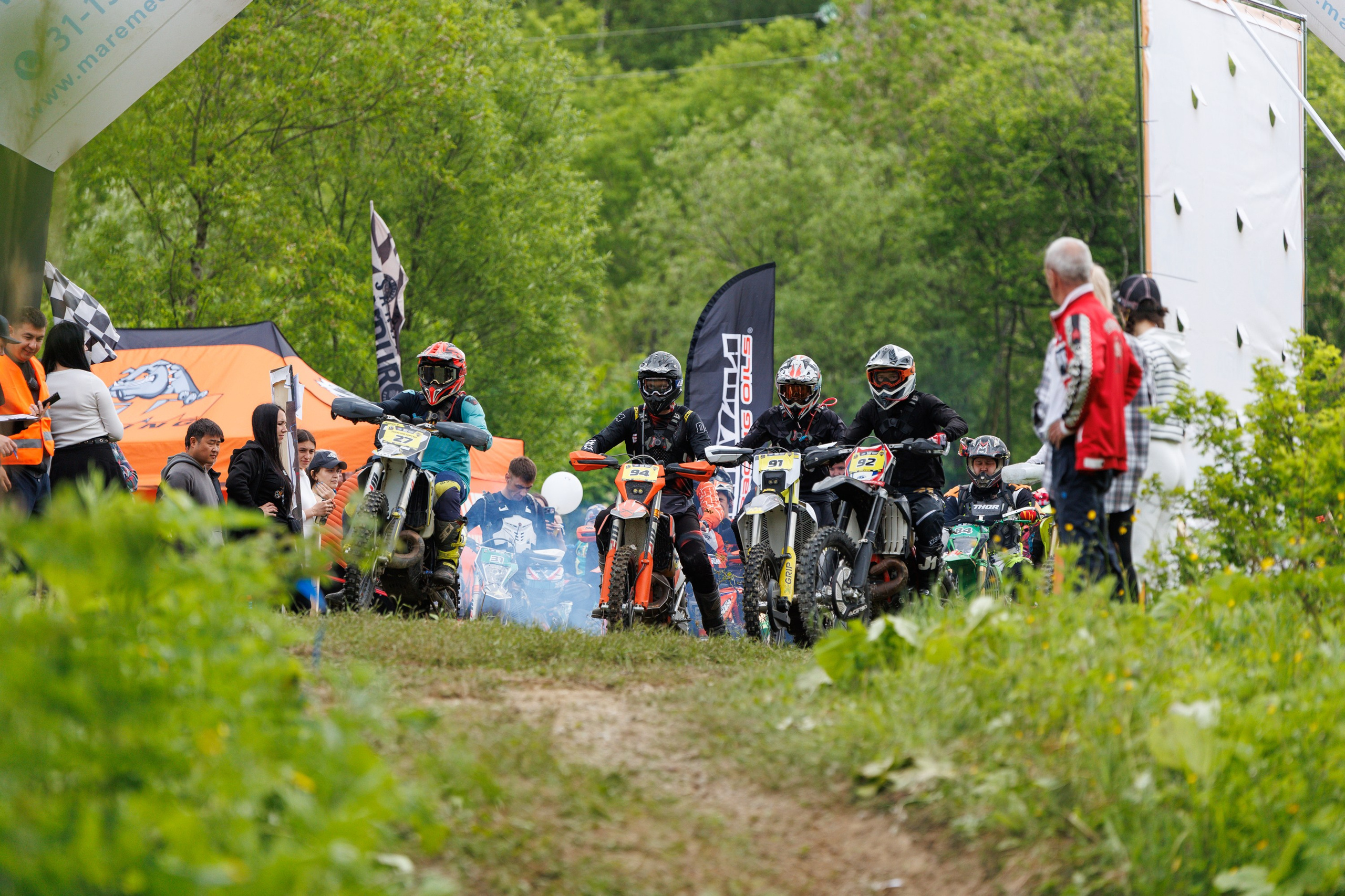 SET Project 2025. Свадебный, семейный и репортажный фотограф в Южно-Сахалинске Артур Петросян