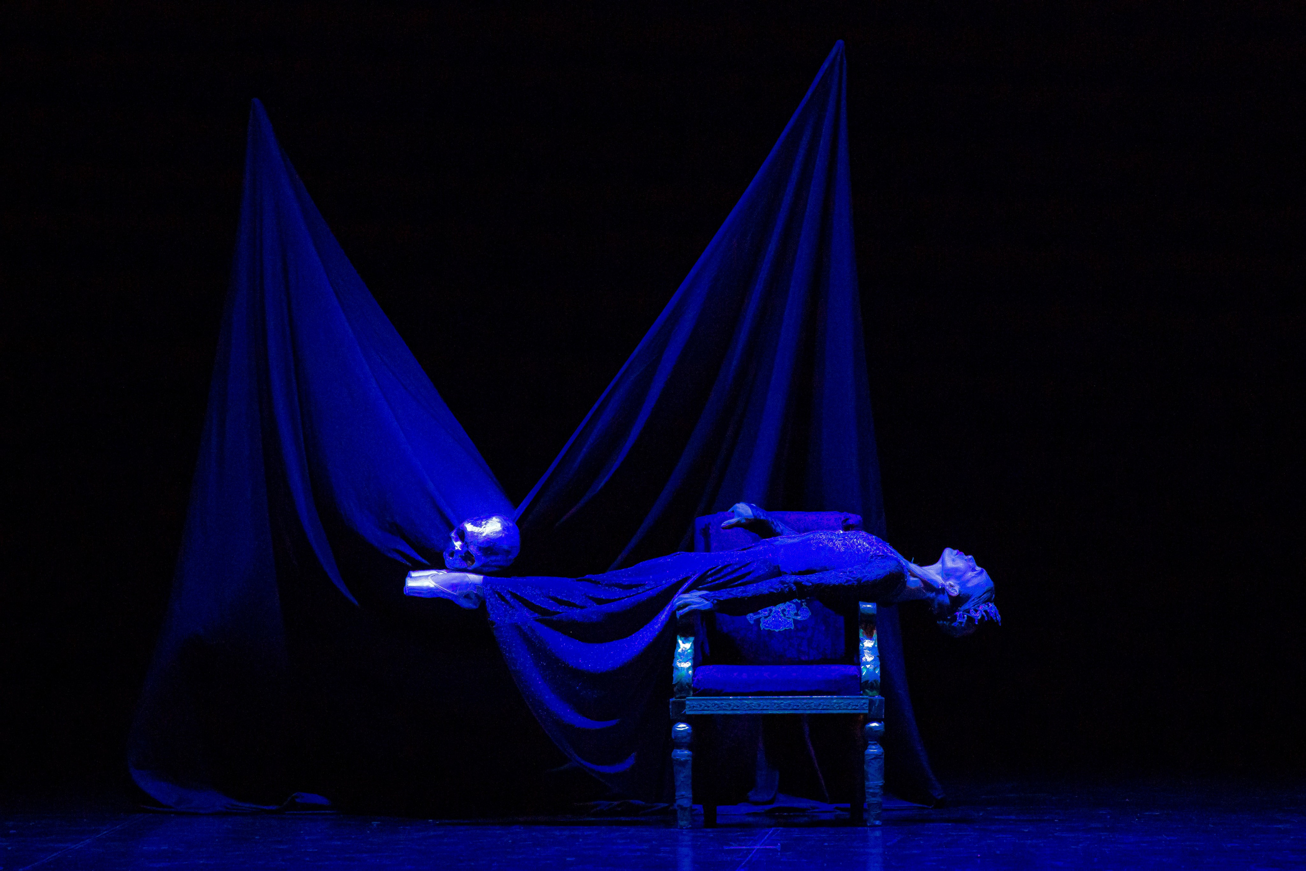 Русский Гамлет спектакль премьера Марийского театра оперы и балета в Зимнем театре г. Сочи. Фотограф в Сочи Юрий Шептаев