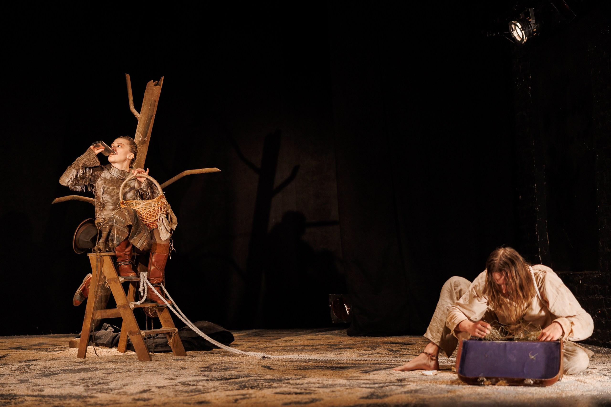 Спектакль «В ожидании Годо» от театра Д. Лица в СПб. Фотограф в Санкт-Петербурге — Сергей Петров