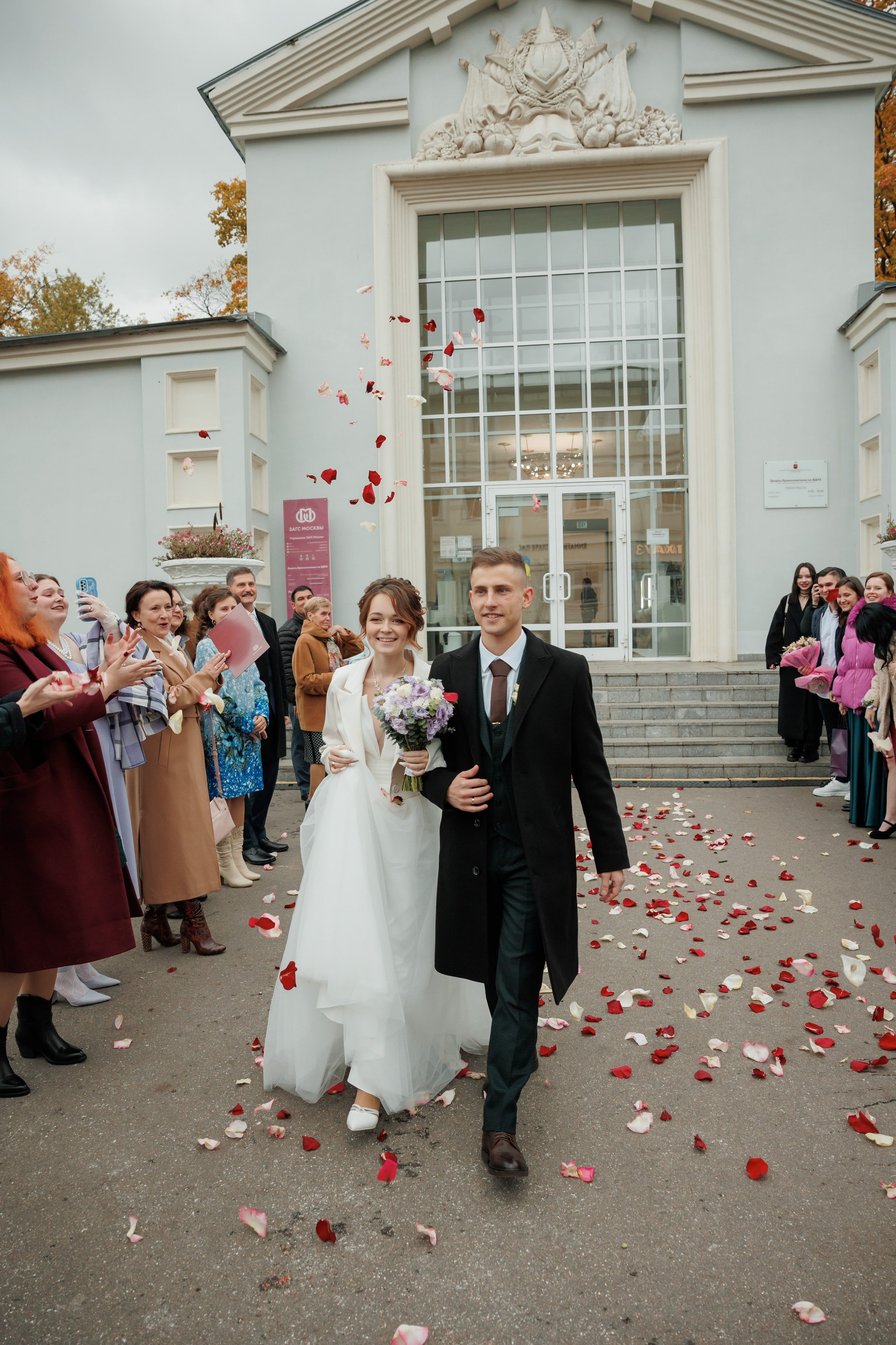 Константин и Дарья, ЗАГС ВДНХ, отель Soluxe, ресторан «Антик». Свадебный и репортажный фотограф (Москва, Королев и другие)