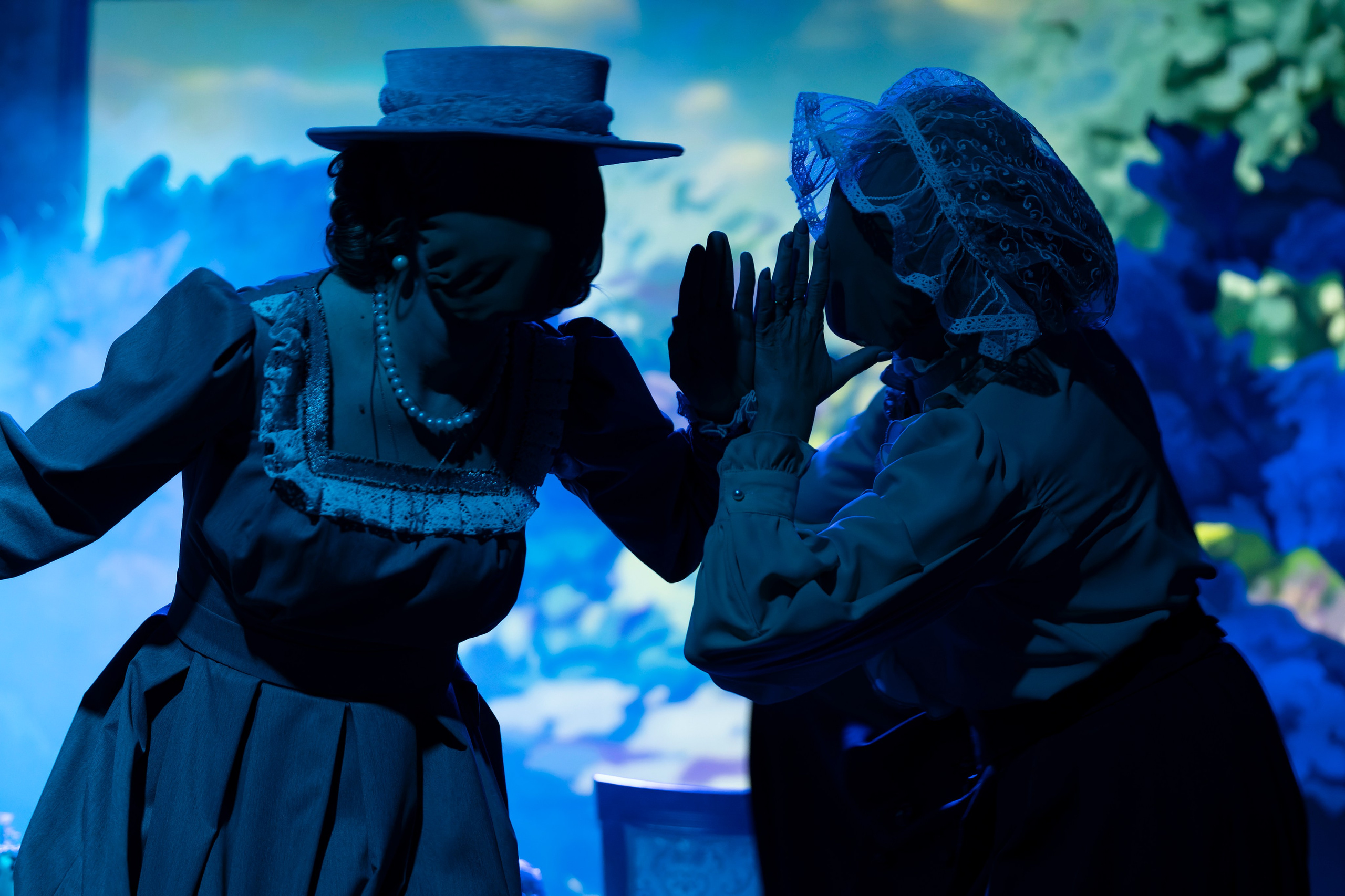 Дядюшкин сон (Казачий театр). Maxon Magnusson