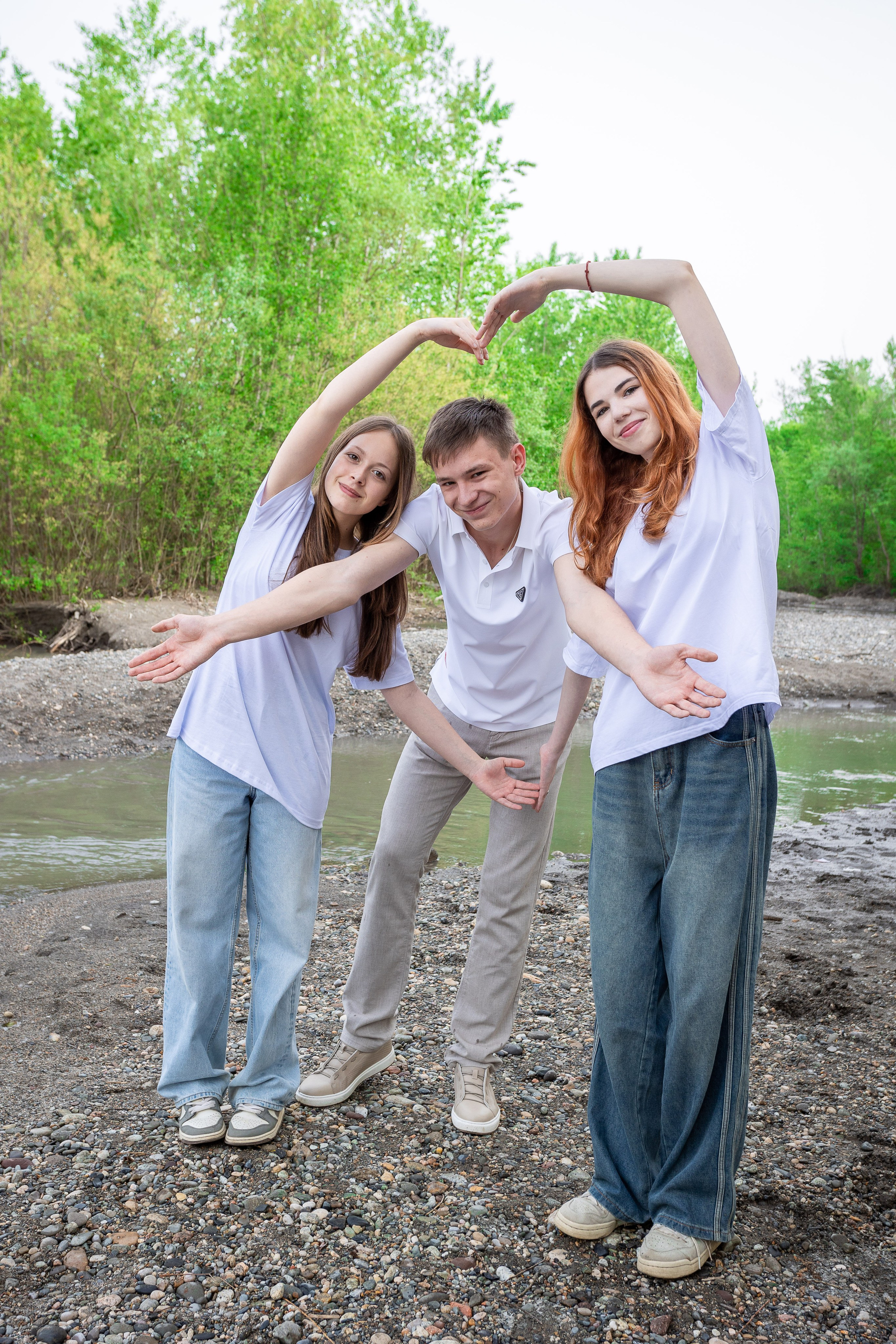 Уличная фотосессия на выпускной альбом. Выпускные альбомы Майкоп, Краснодар Елена Золотарева