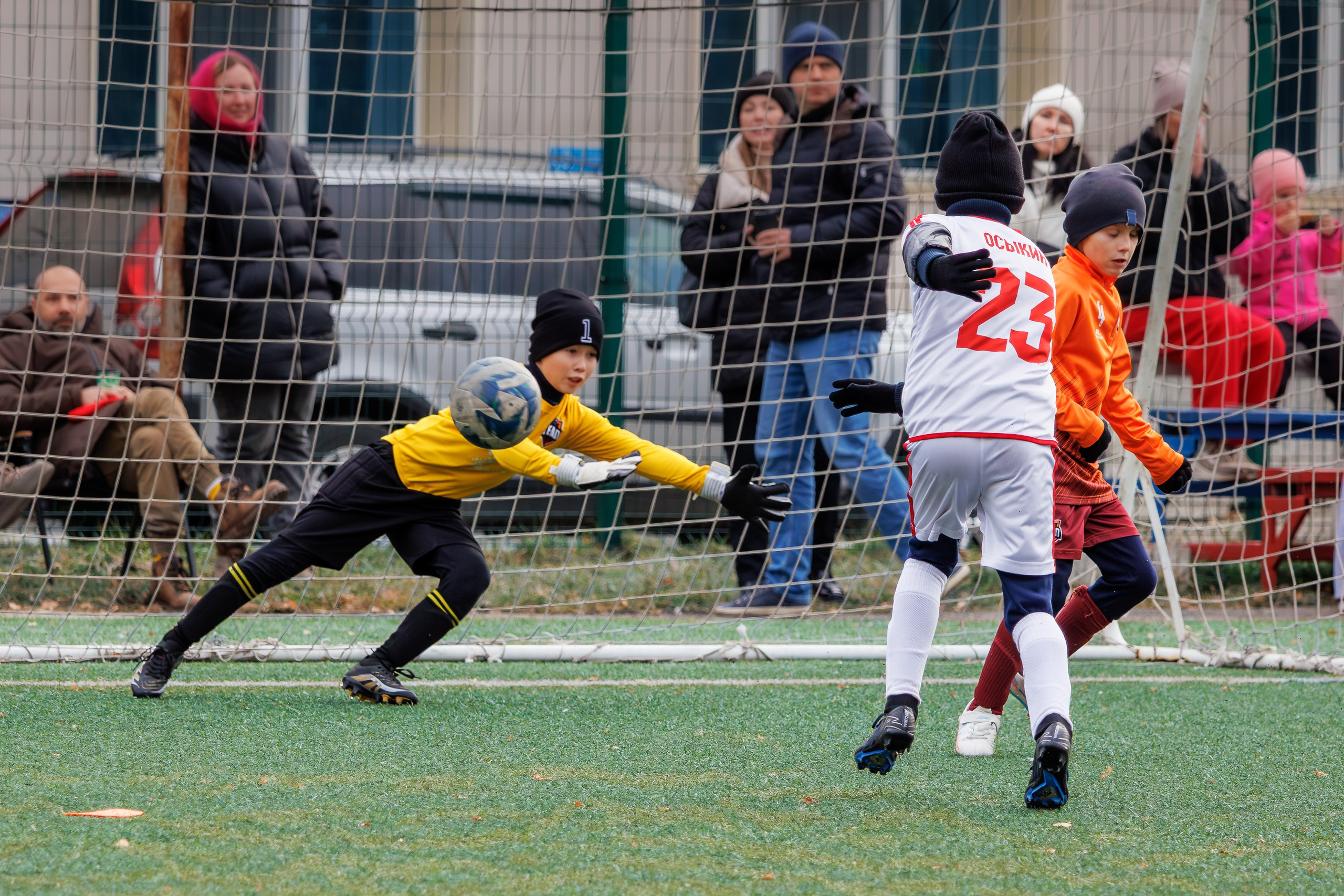Товарищеский матч среди юниоров. Репортажный фотограф в Барнауле Владимир Игнатов