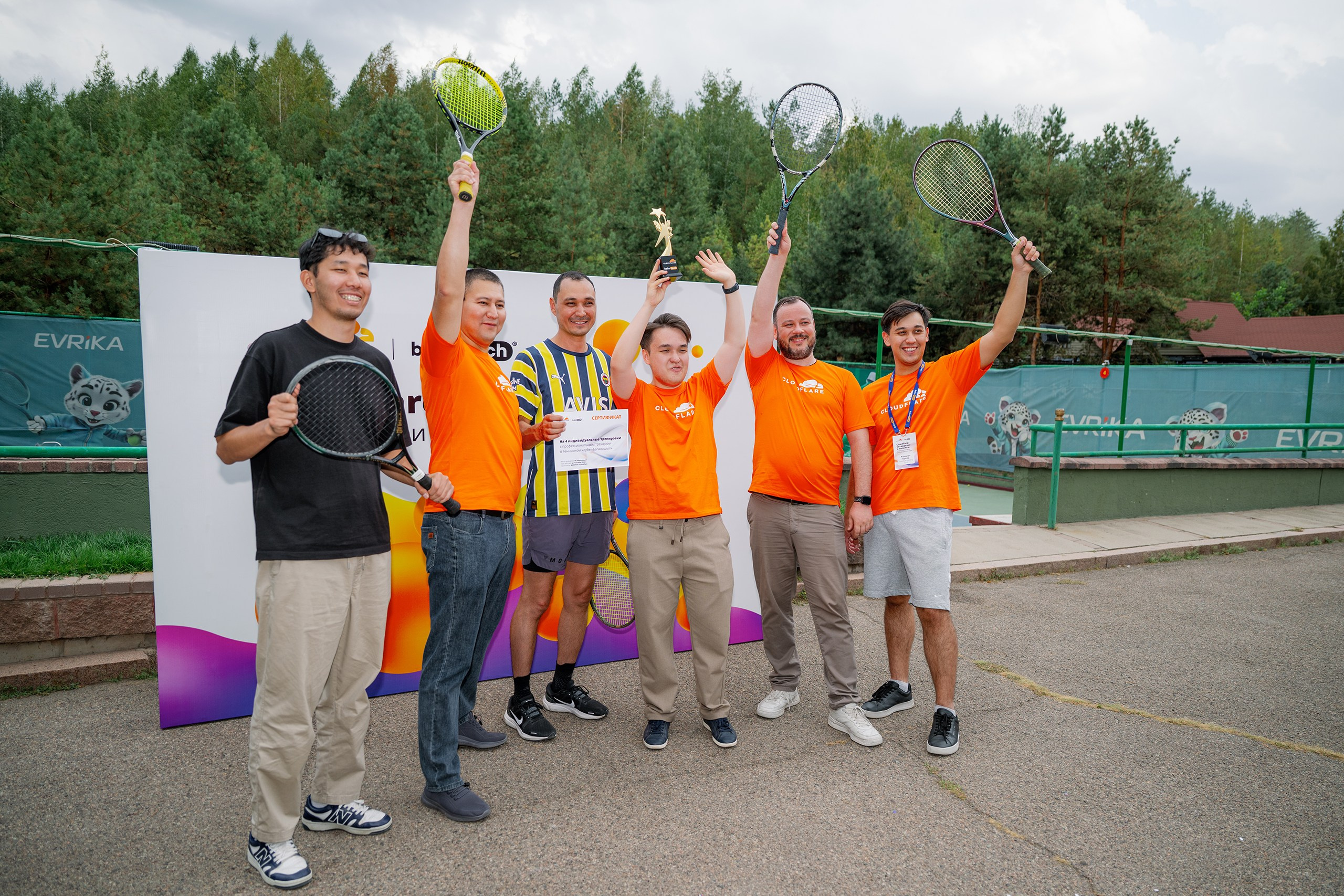 Конференция/Игра в тенис — BakoTech&Cloudfire. Фотограф в Алматы — Алексей Коньков | Репортаж, свадьбы, портреты
