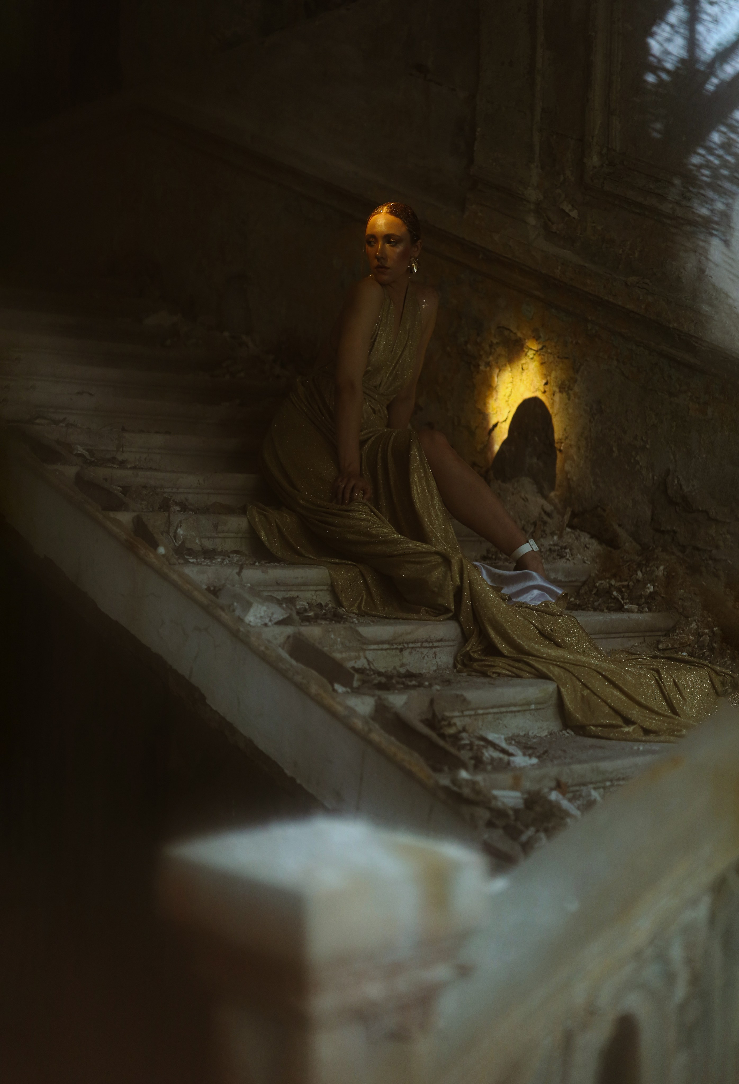 Фотосессия в заброшенном здании для Софии, Сухум, Абхазия. Свадебный и семейный фотограф в Абхазии Жанна Соснина