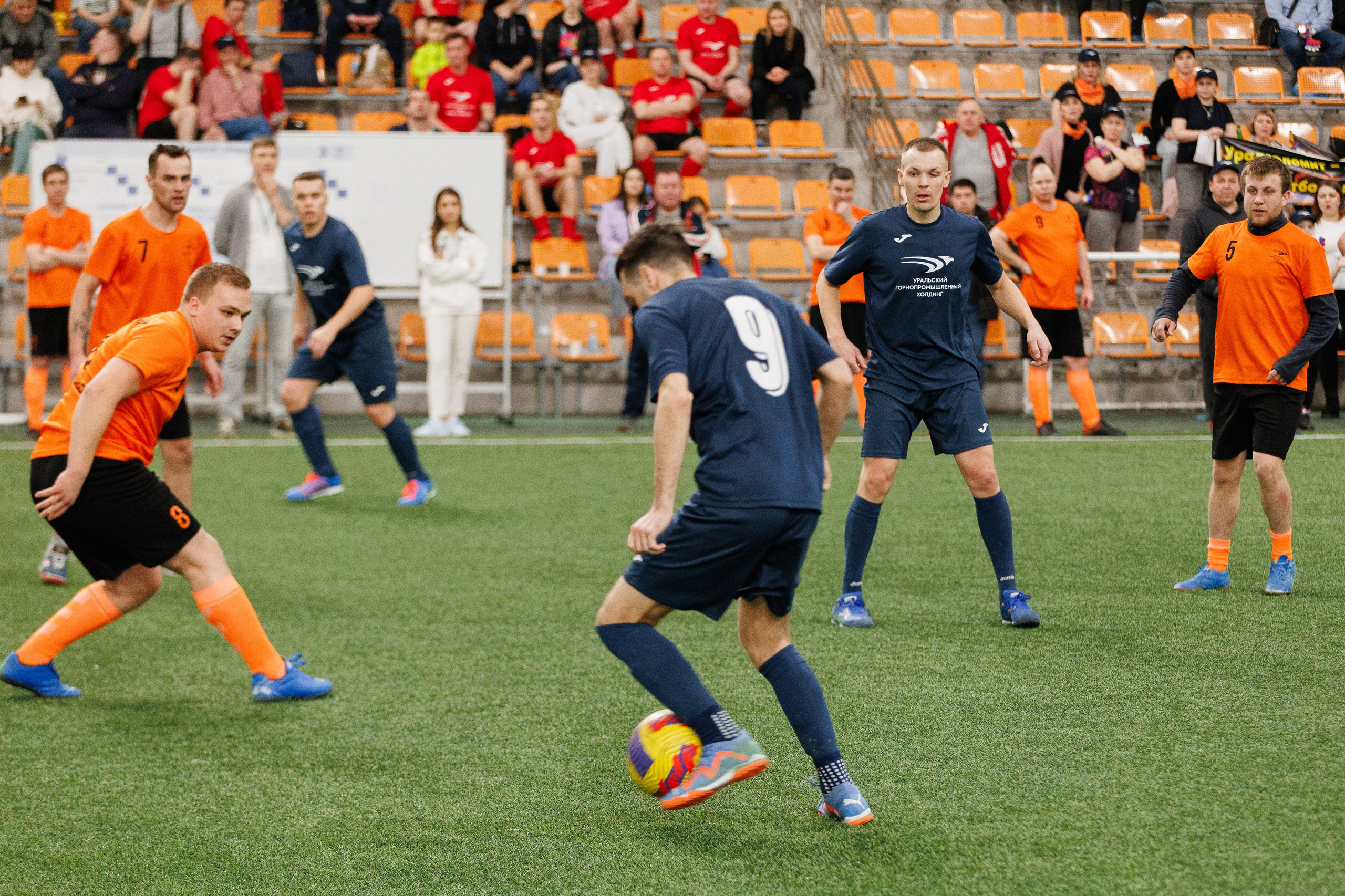 Фотограф на корпоративный футбольный турнир. Контент для бизнеса в Екатеринбурге Полдень Медиа