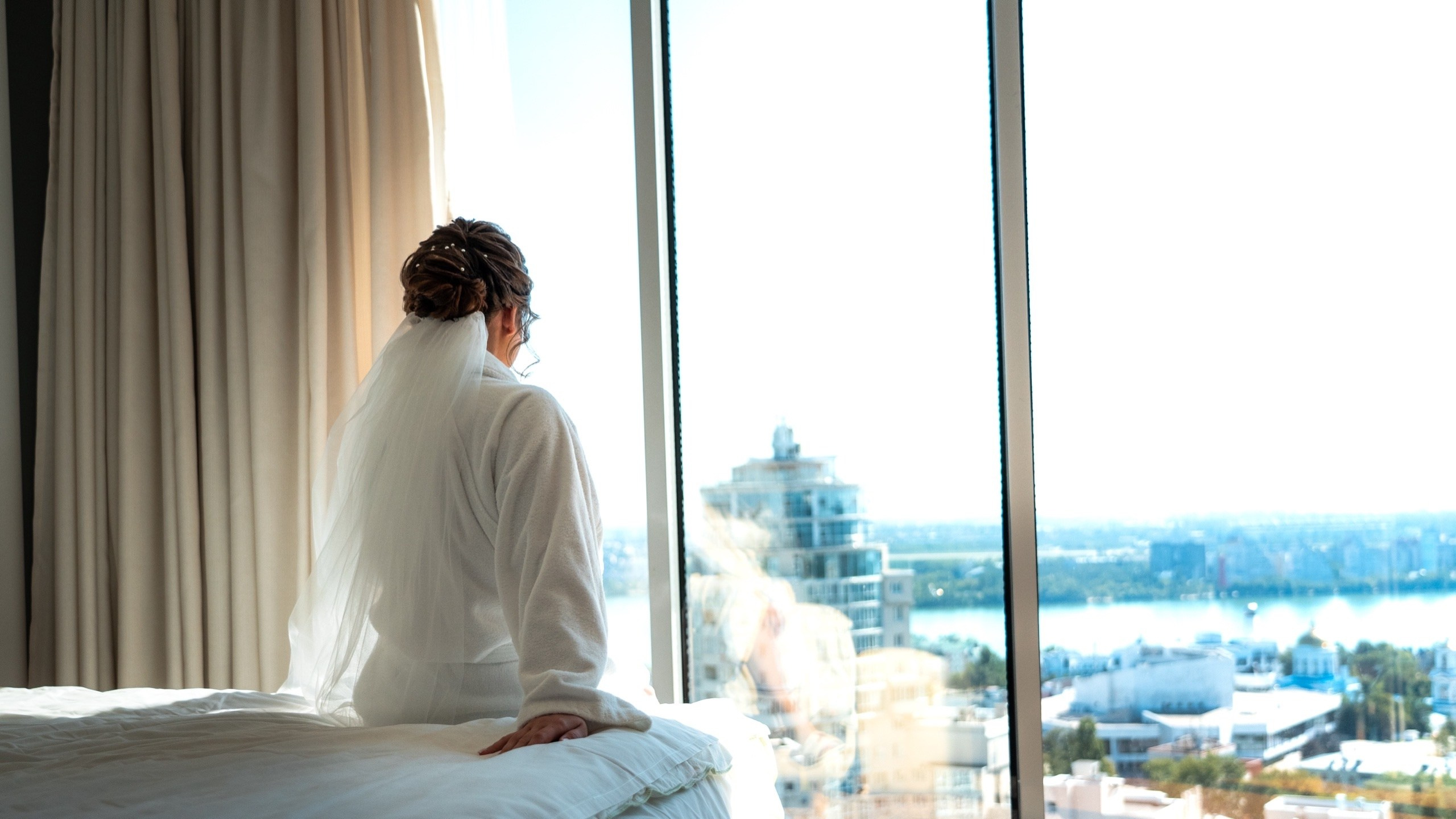 Валерия и Михаил. Утро, прогулка и атмосфера дня. Артём Костин — свадебный видеограф в Воронеже | KOSTIN EDIT